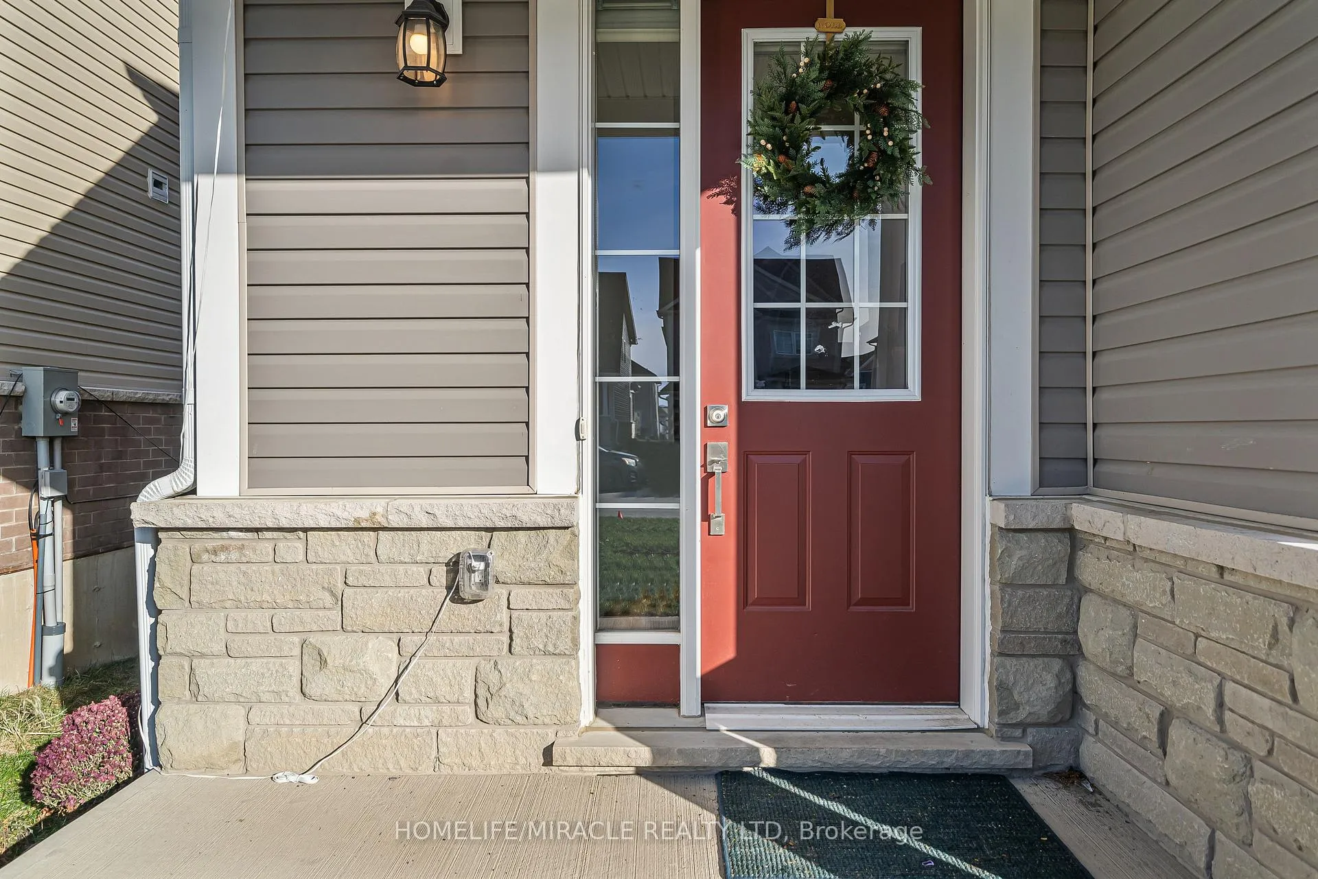 Photo 6 of 76 Oakmont Drive, Loyalist, Bath — HOMEH