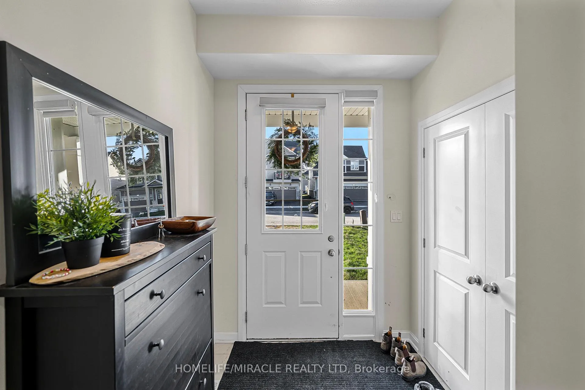 Photo 8 of 76 Oakmont Drive, Loyalist, Bath — HOMEH