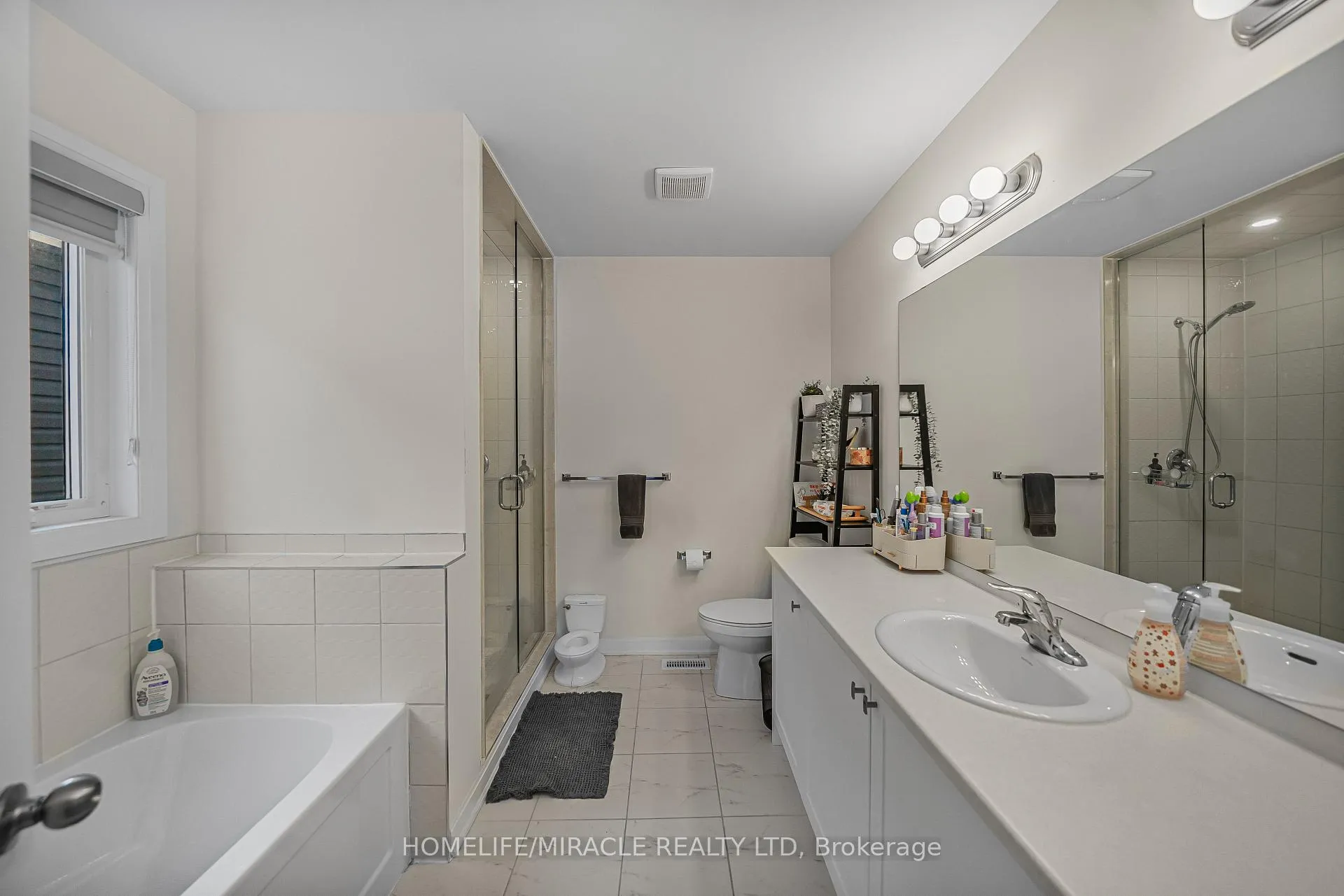 Photo 37 of 76 Oakmont Drive, Loyalist, Bath — HOMEH