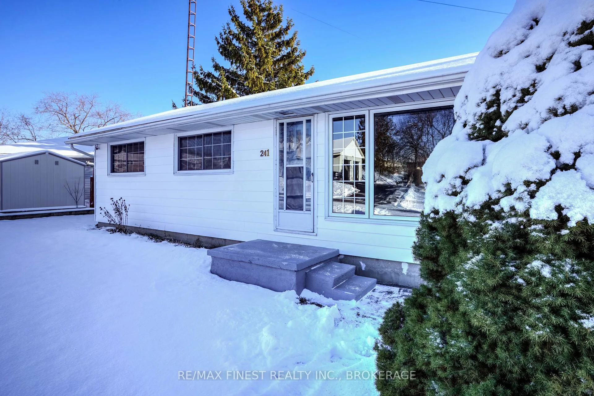 Photo 5 of 241 Lakeview Road, Loyalist, Bath — HOMEH