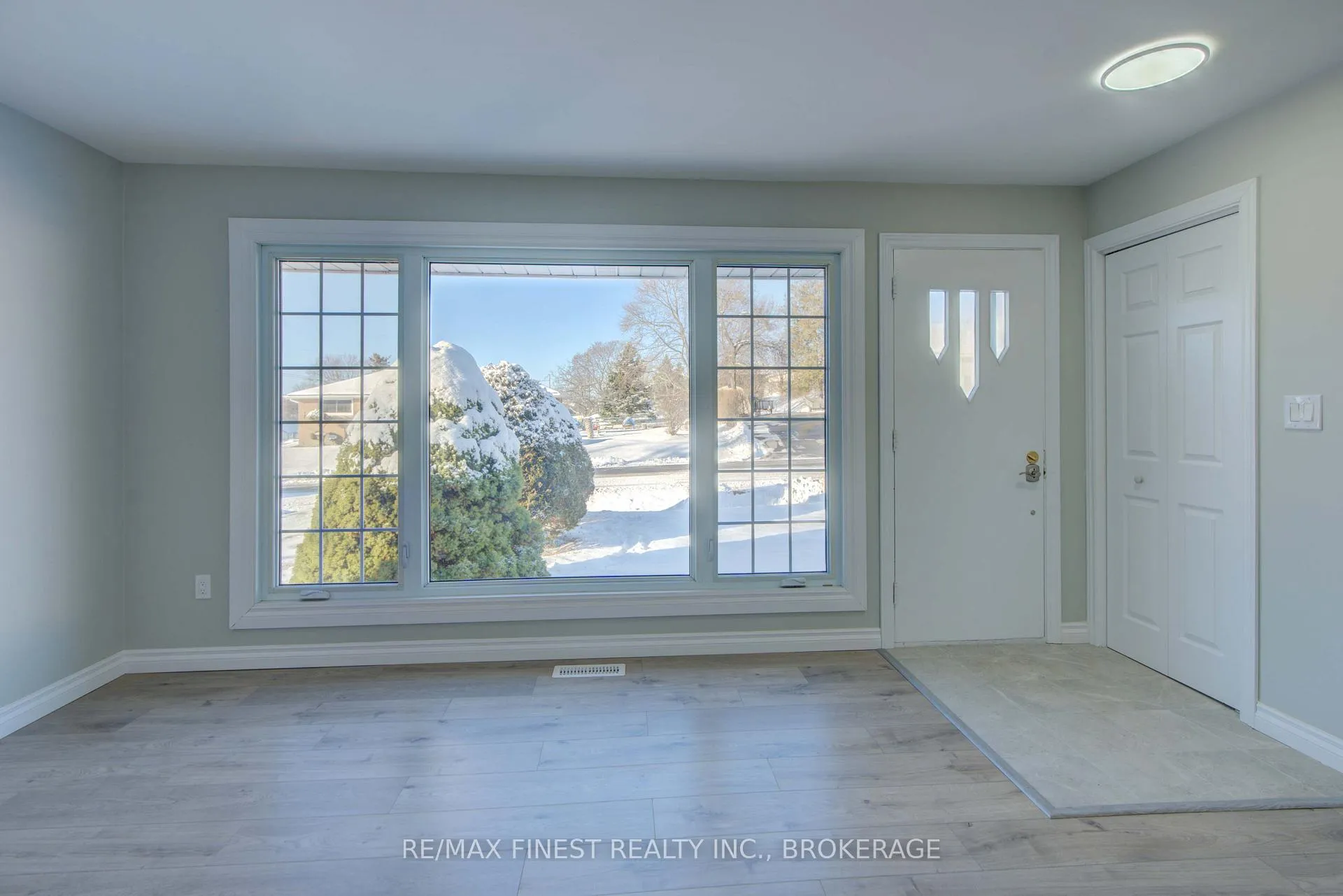 Photo 9 of 241 Lakeview Road, Loyalist, Bath — HOMEH