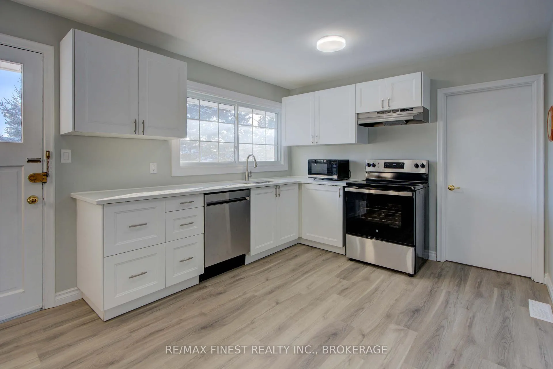 Photo 14 of 241 Lakeview Road, Loyalist, Bath — HOMEH