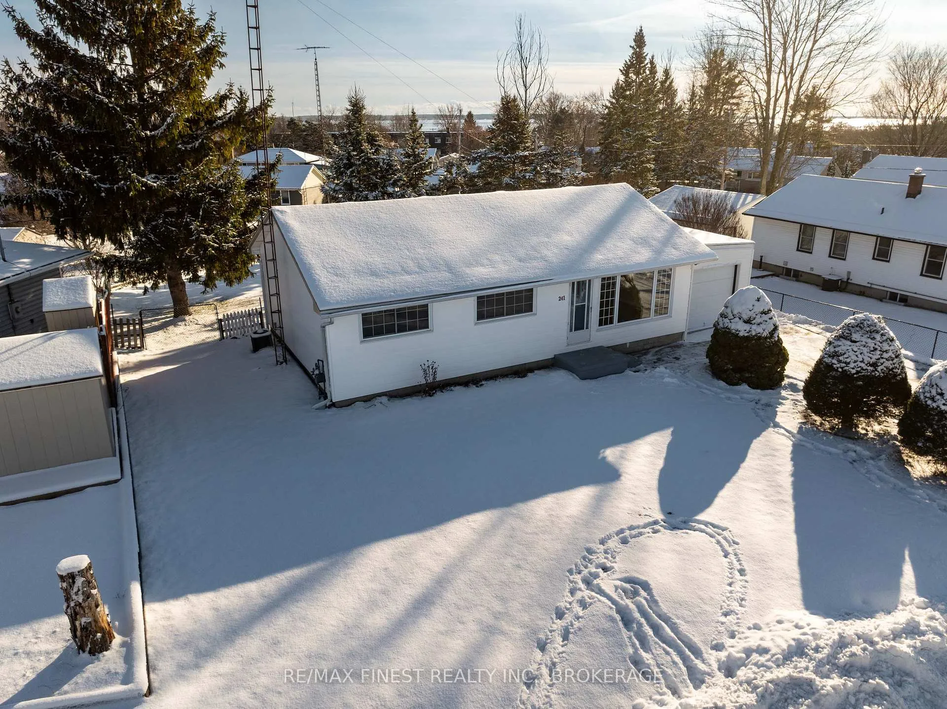 Photo 34 of 241 Lakeview Road, Loyalist, Bath — HOMEH