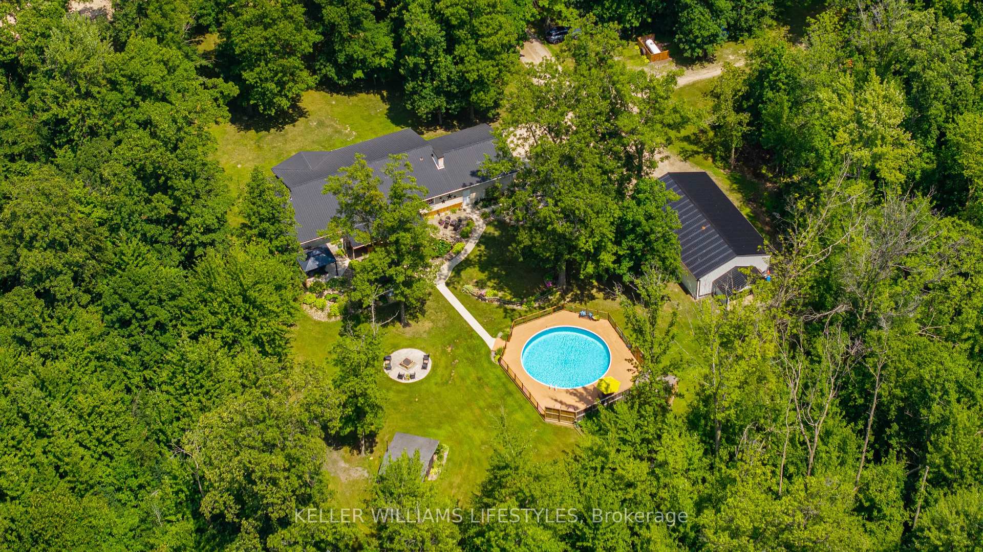Photo 3 of 6545 Thomson Line, Lambton Shores — HOMEH