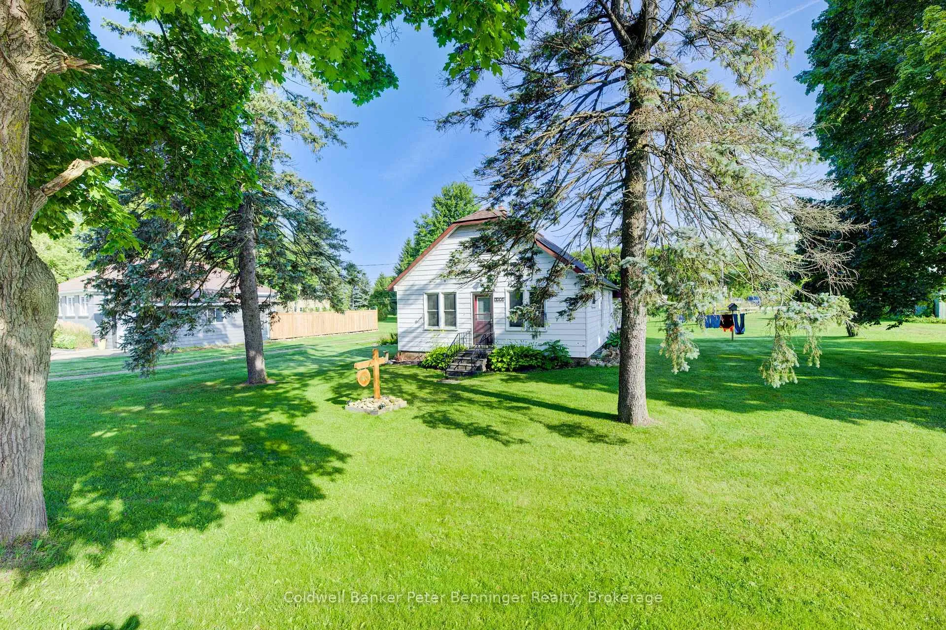 Photo 2 of 1081 Harriston Road, Howick — HOMEH