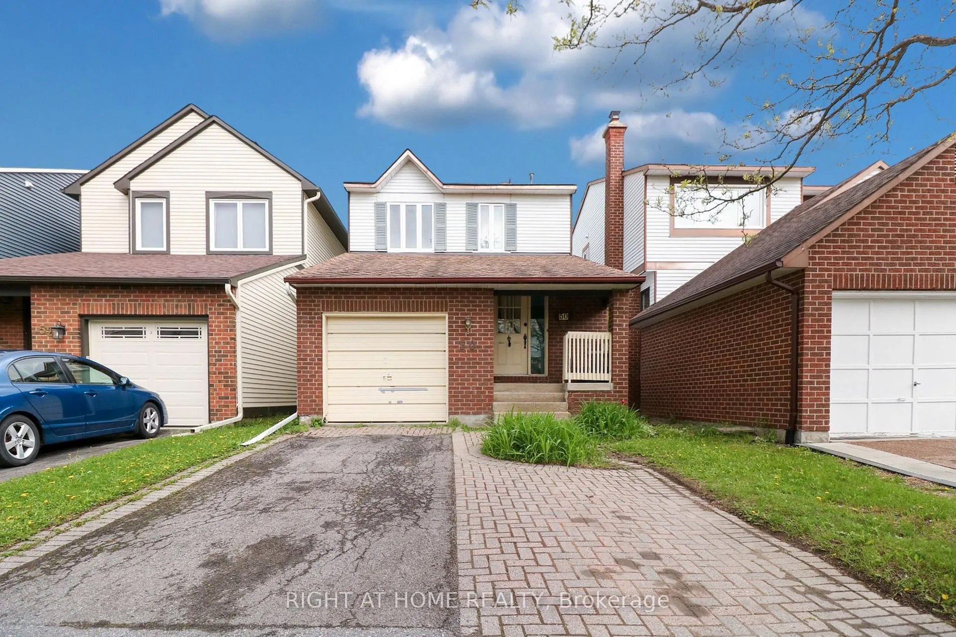 Photo 2 of 50 Fireside Crescent, Ottawa, Hunt Club Park/Greenboro — HOMEH