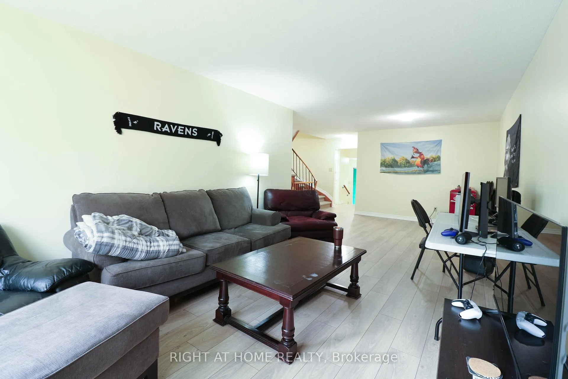 Photo 7 of 50 Fireside Crescent, Ottawa, Hunt Club Park/Greenboro — HOMEH