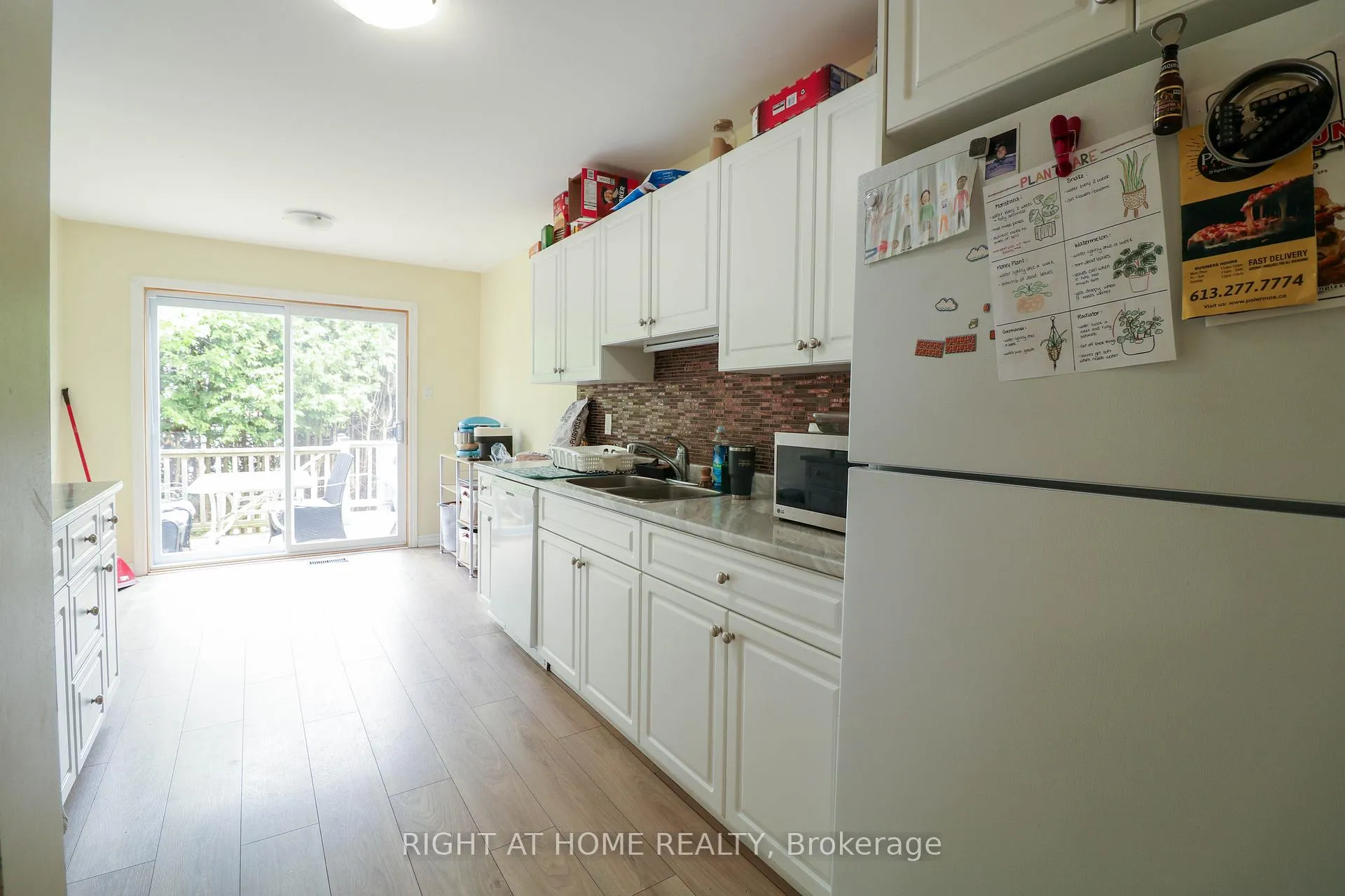 Photo 8 of 50 Fireside Crescent, Ottawa, Hunt Club Park/Greenboro — HOMEH
