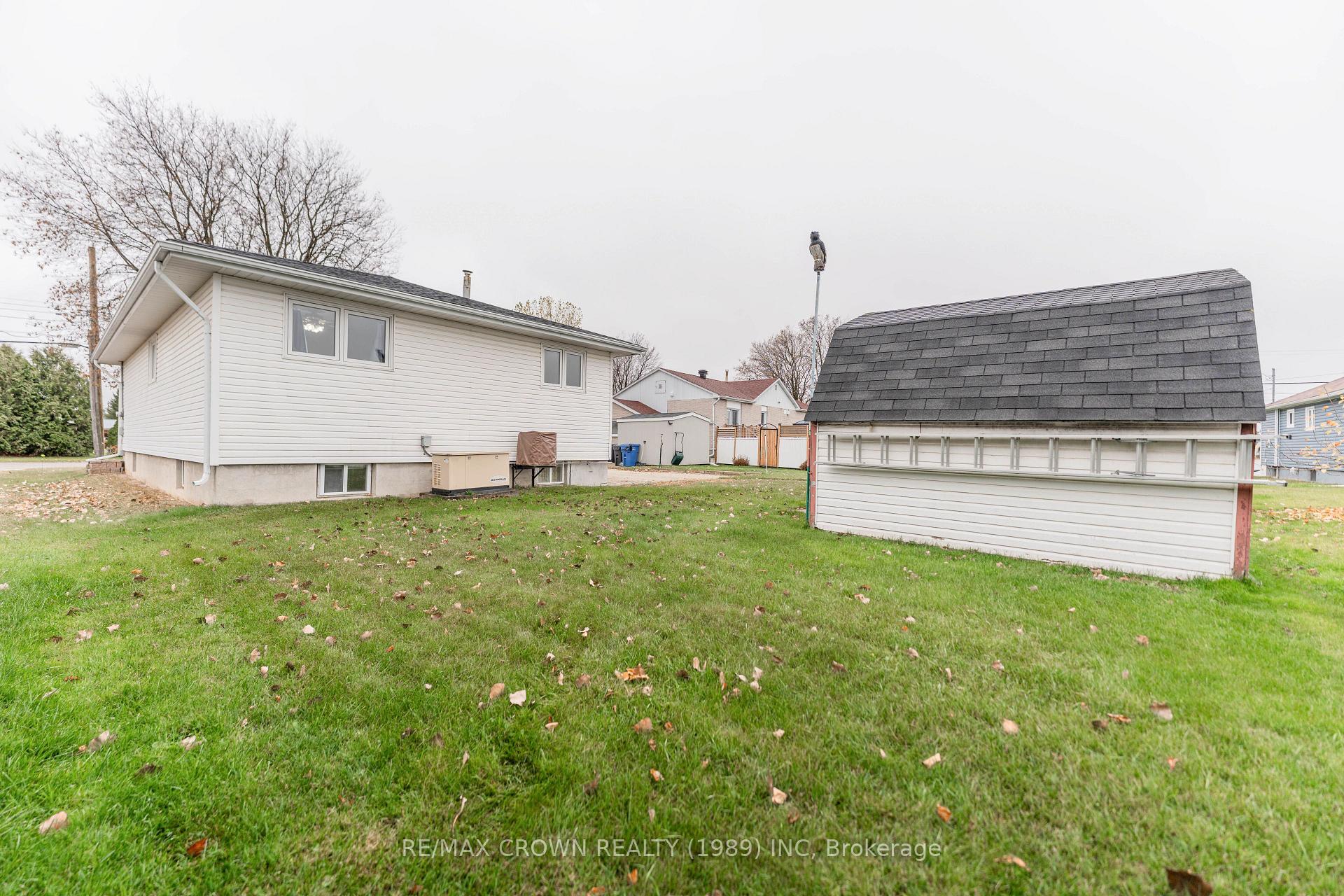 Photo 44 of 2 Vanier Street, Kapuskasing — HOMEH