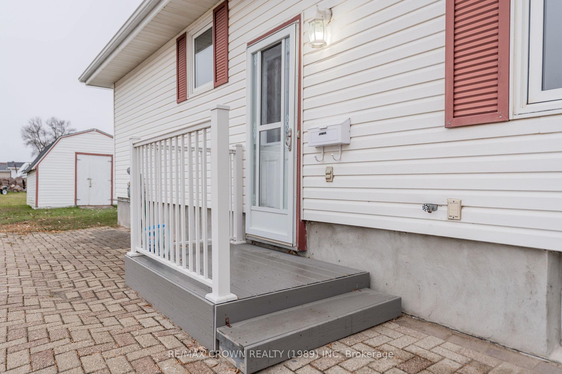 Photo 48 of 2 Vanier Street, Kapuskasing — HOMEH