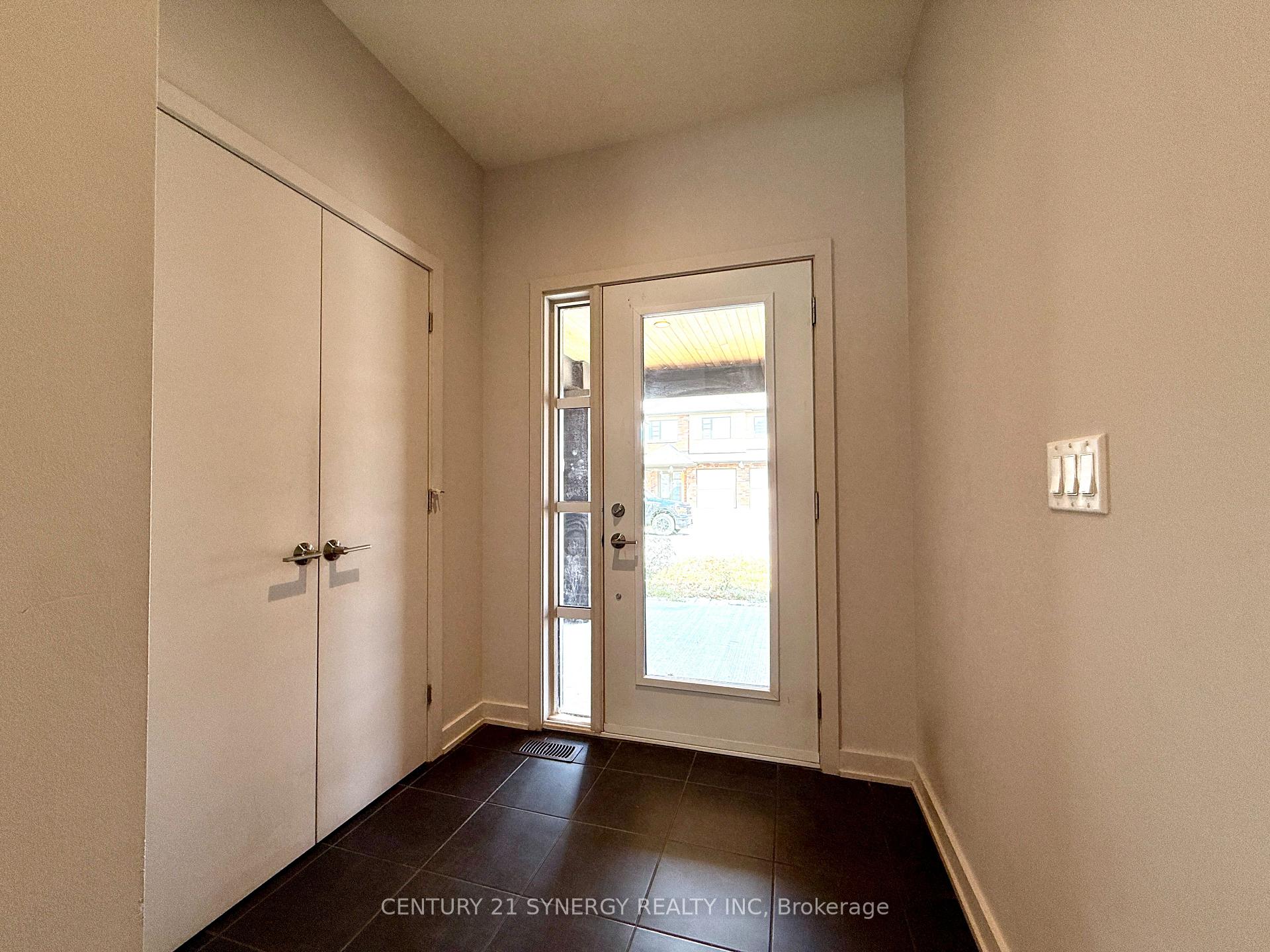 Photo 3 of 671 Odyssey Way, Ottawa, Leitrim — HOMEH