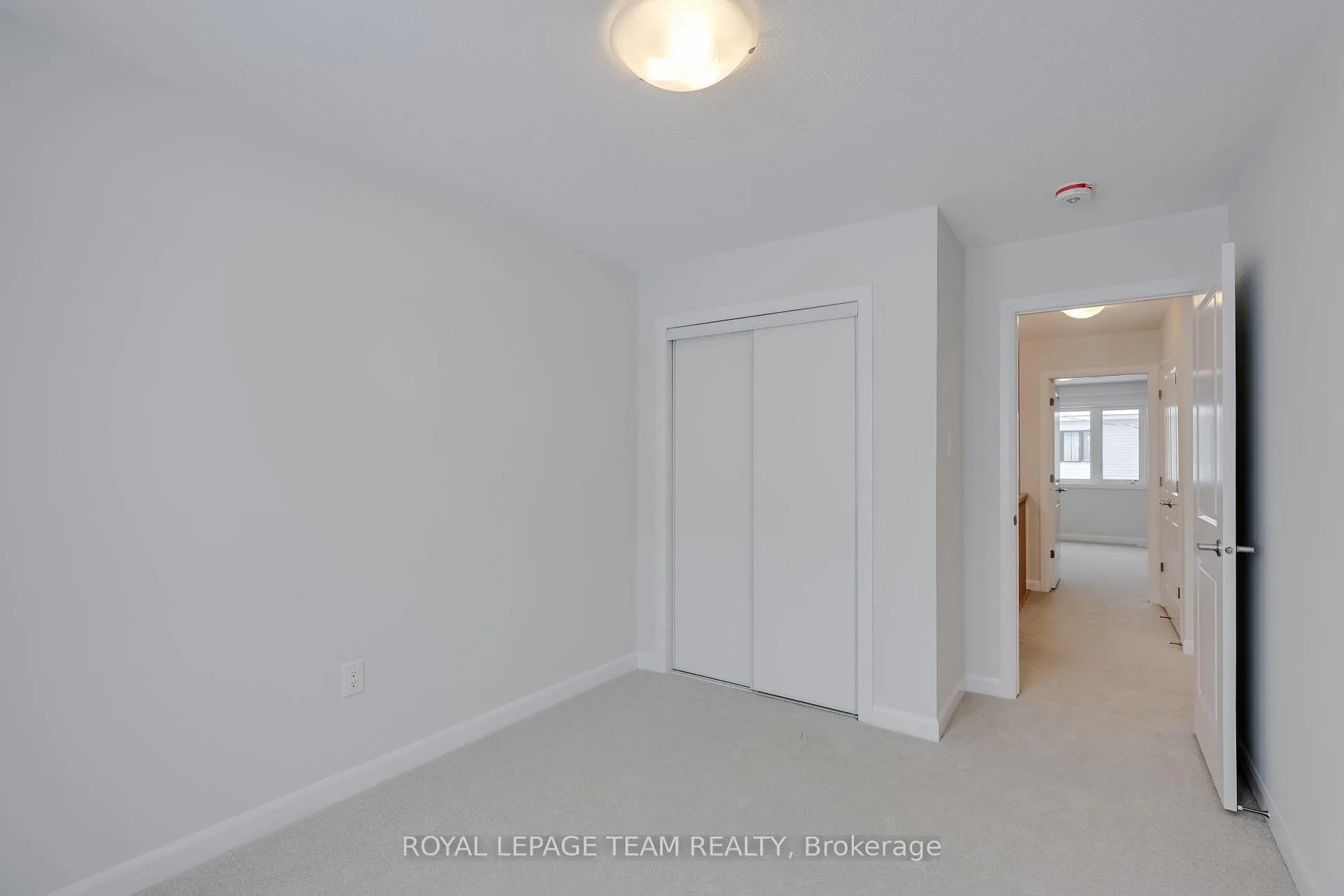Photo 15 of 506 Ingenuity Row, Ottawa, Kanata - Morgan's Grant/South March — HOMEH