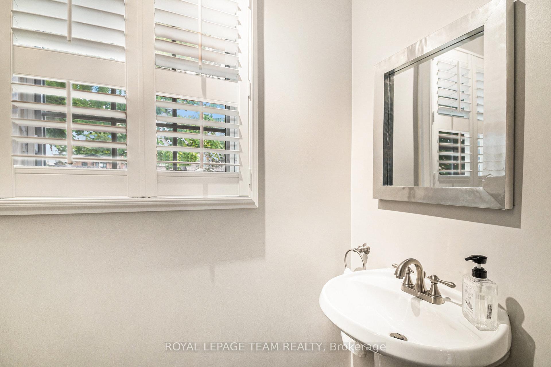 Photo 14 of 50 Kilbarry Crescent, Ottawa, Manor Park — HOMEH