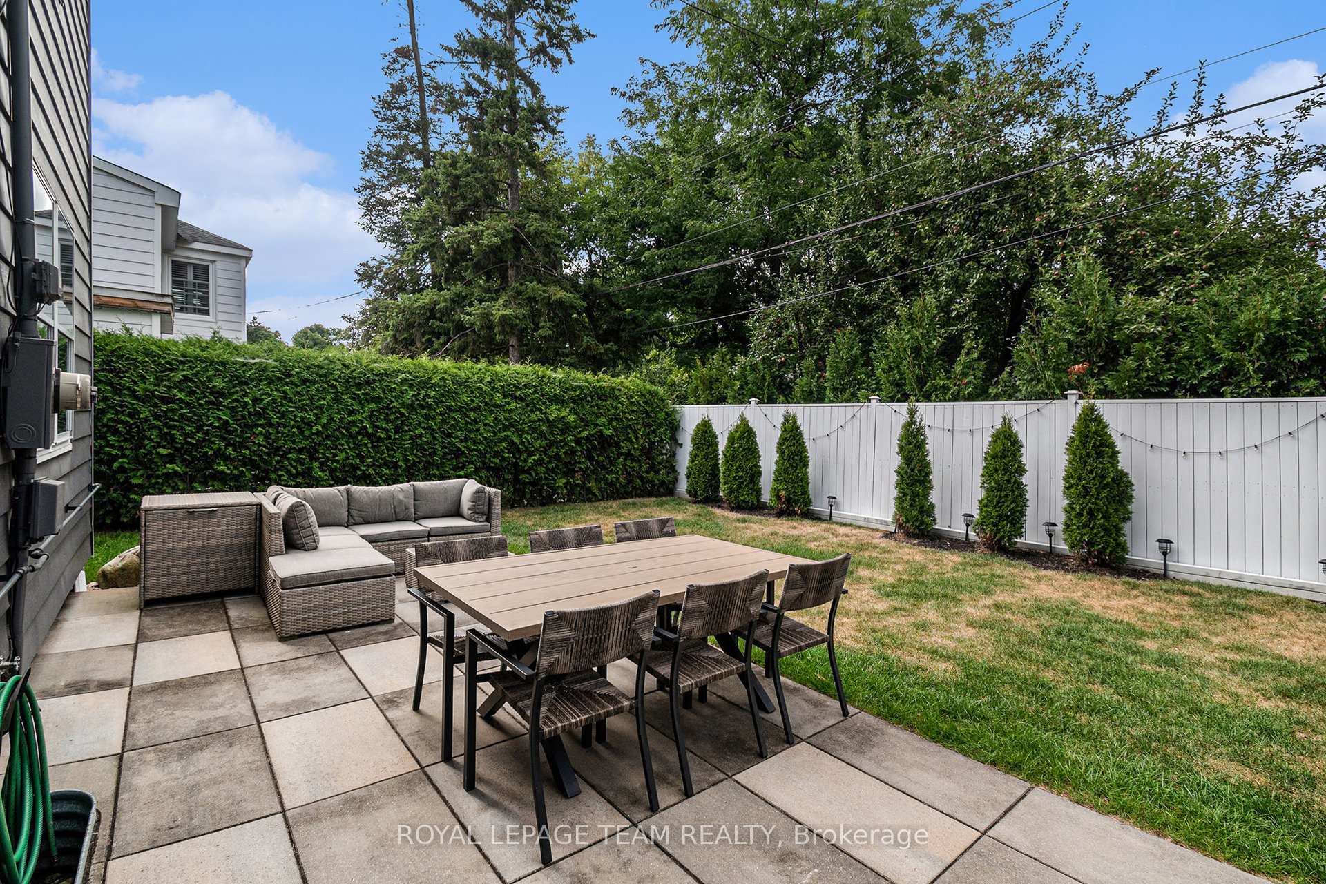 Photo 27 of 50 Kilbarry Crescent, Ottawa, Manor Park — HOMEH