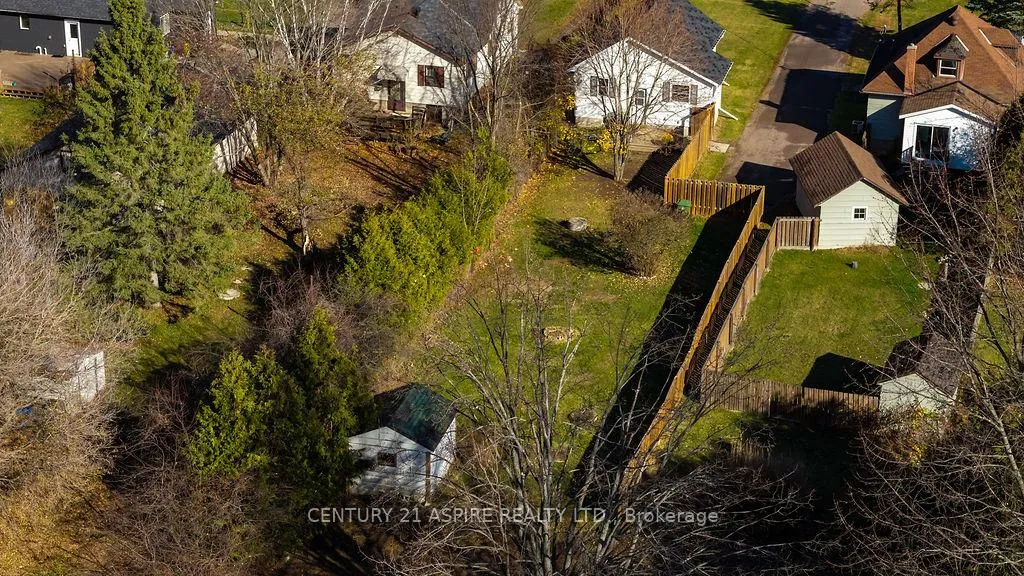 Photo 27 of 208 Golf Course Road, Laurentian Valley — HOMEH