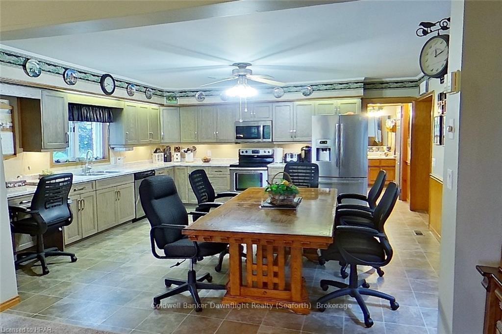 Photo 15 of 43330 Walton Road, Huron East, Grey — HOMEH