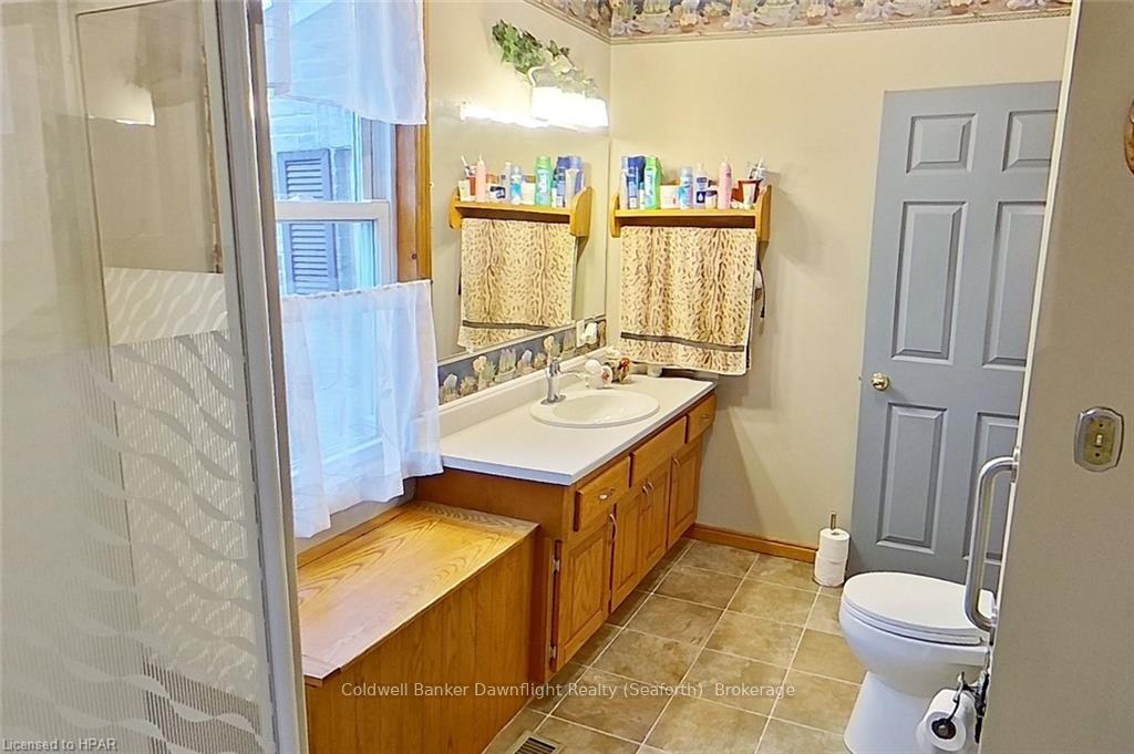 Photo 18 of 43330 Walton Road, Huron East, Grey — HOMEH