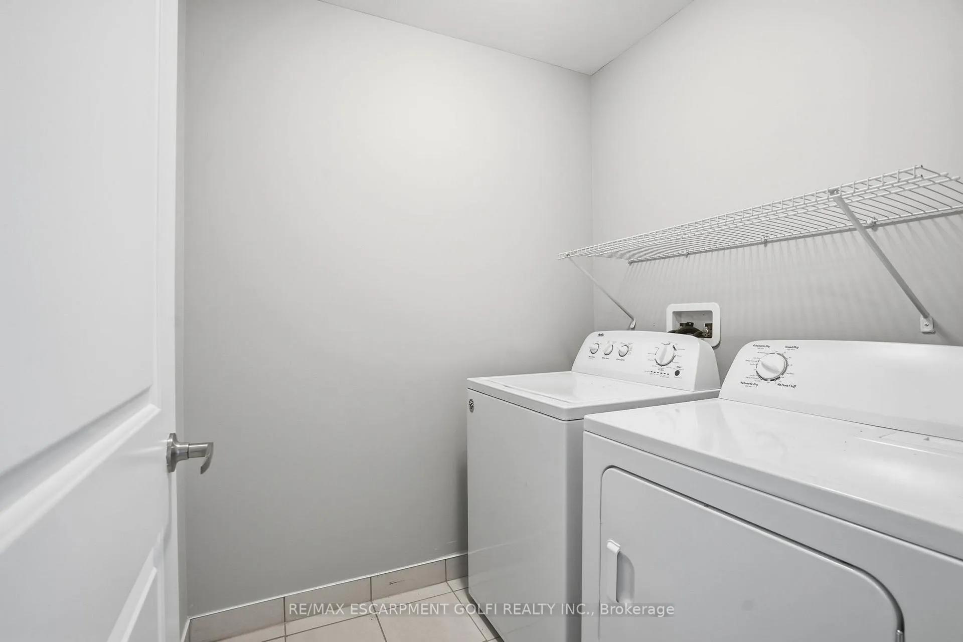 Photo 17 of 4201 Cherry Heights Boulevard, Lincoln, Beamsville — HOMEH