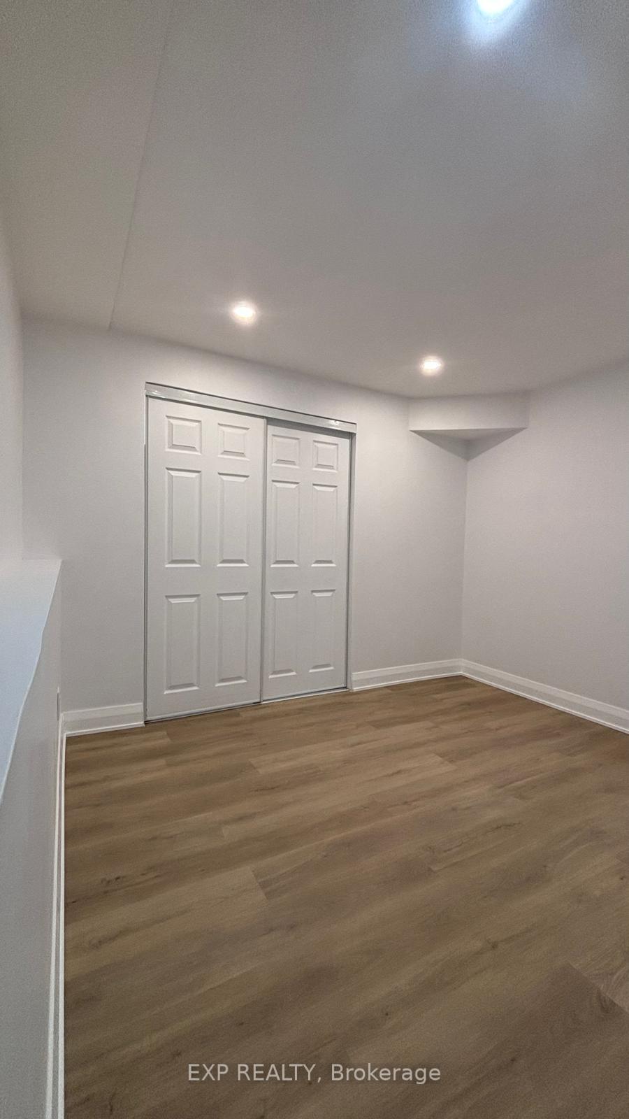 Photo 15 of Unit A, 32 Hackett Street, Ottawa, Hunt Club Woods — HOMEH