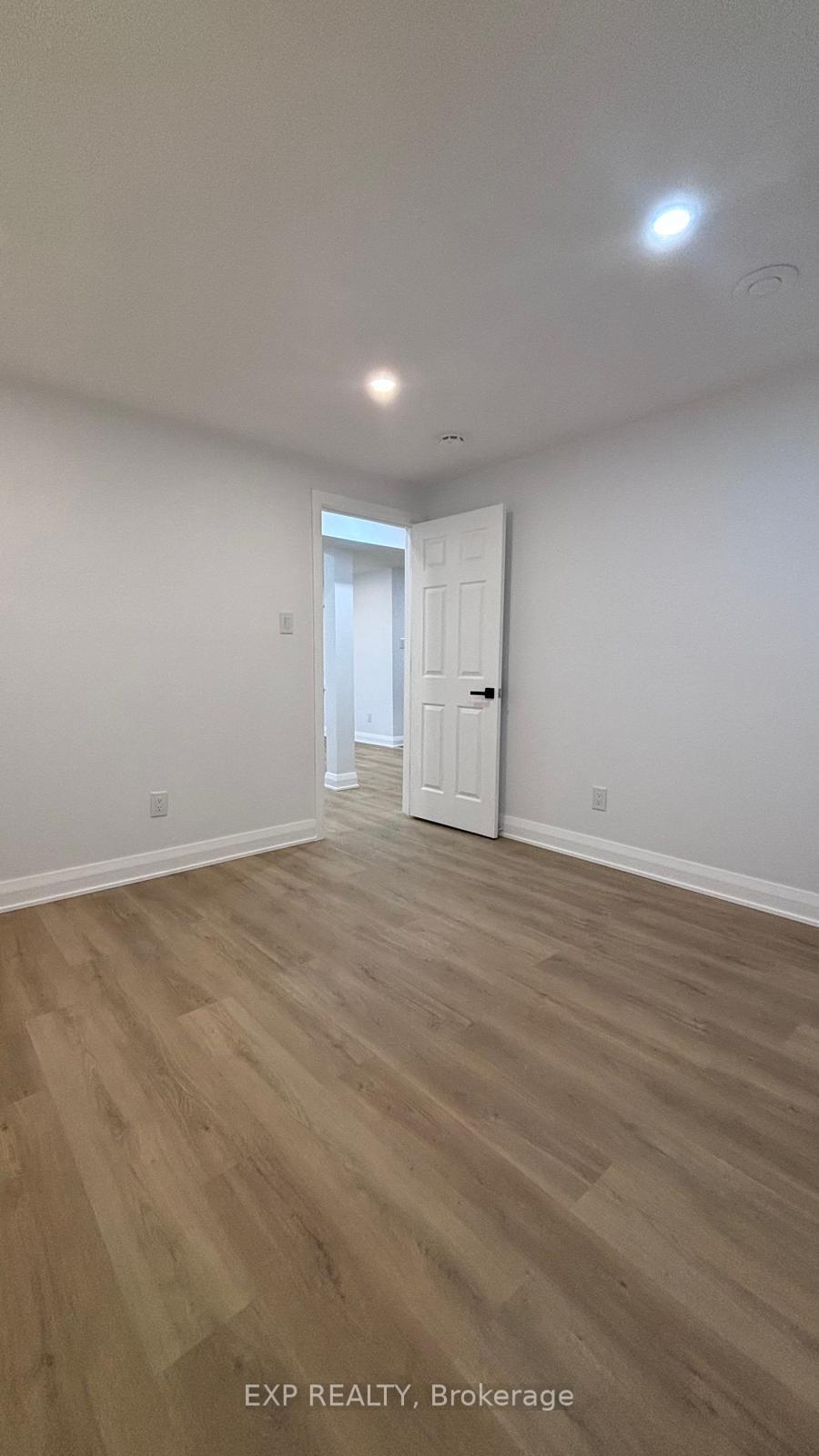 Photo 16 of Unit A, 32 Hackett Street, Ottawa, Hunt Club Woods — HOMEH