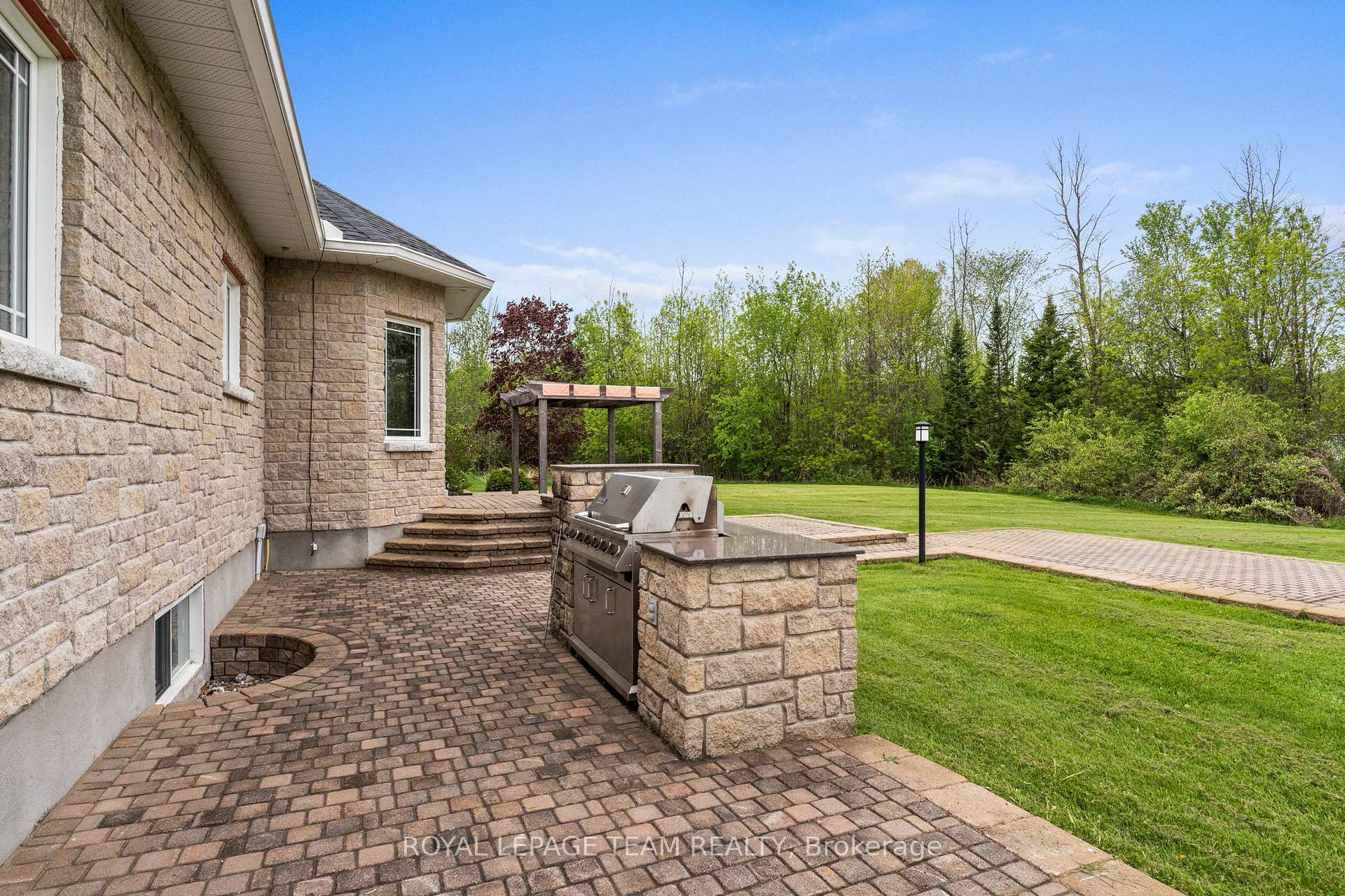 Photo 39 of 5737 Stuewe Drive, Ottawa, Manotick East to Manotick Station — HOMEH