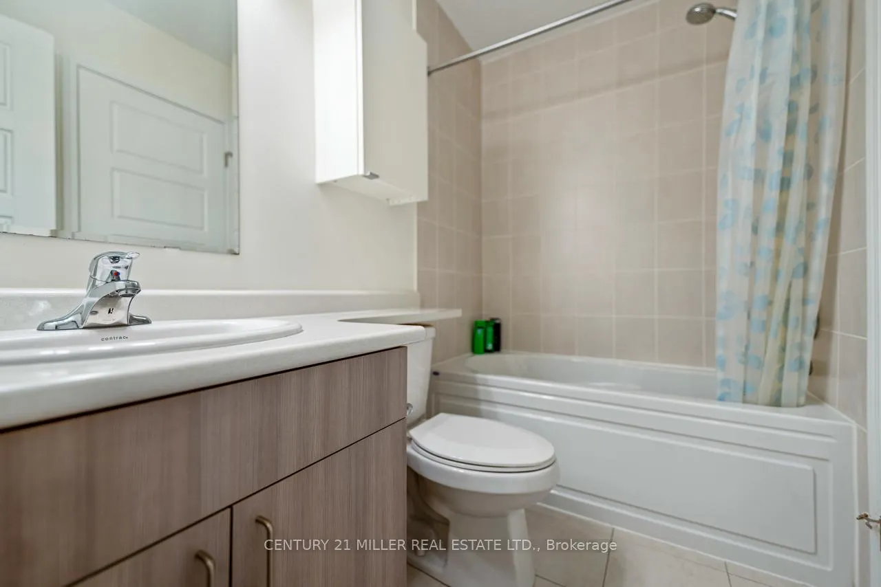 Photo 11 of 933 Apple Hill Lane, Kitchener, Rosenburg — HOMEH