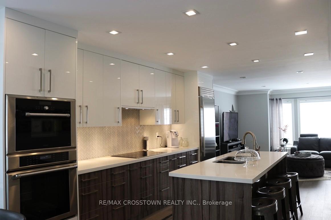 Photo 5 of 208 Roselena (Main Flr) Drive, King, Schomberg — HOMEH