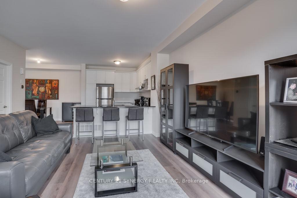 Photo 10 of 638 Makwa Private, Ottawa, CFB Rockcliffe and Area — HOMEH