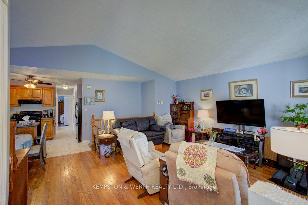 Photo 7 of 1069 McLaughlin Street, Howick — HOMEH