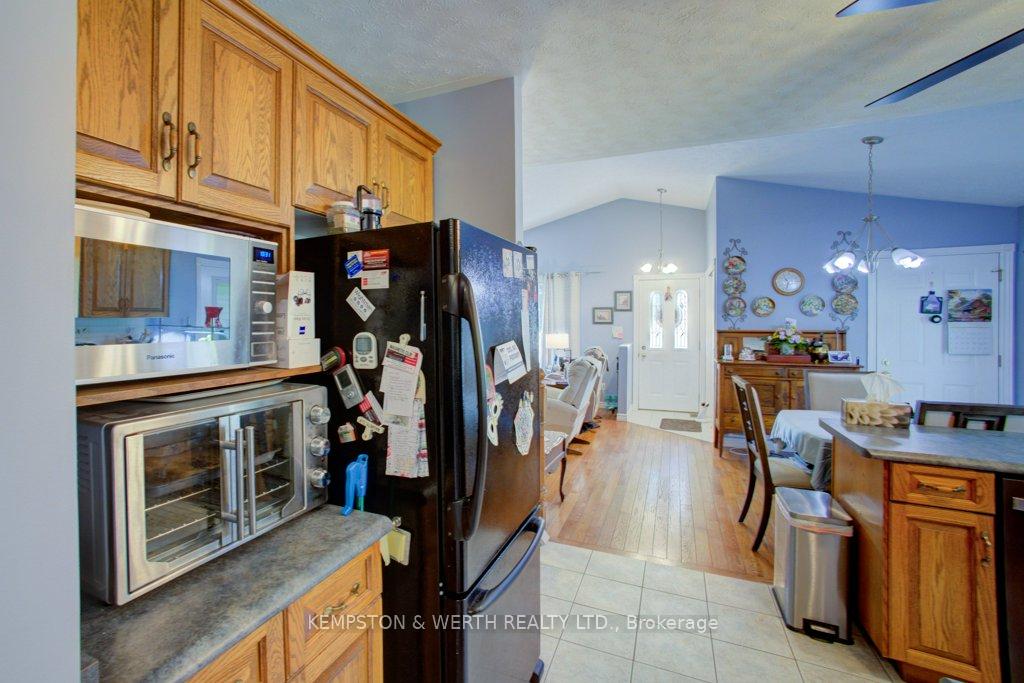 Photo 16 of 1069 McLaughlin Street, Howick — HOMEH