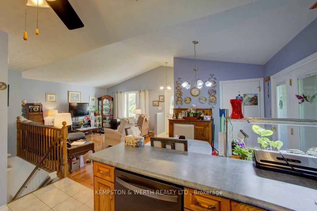 Photo 17 of 1069 McLaughlin Street, Howick — HOMEH