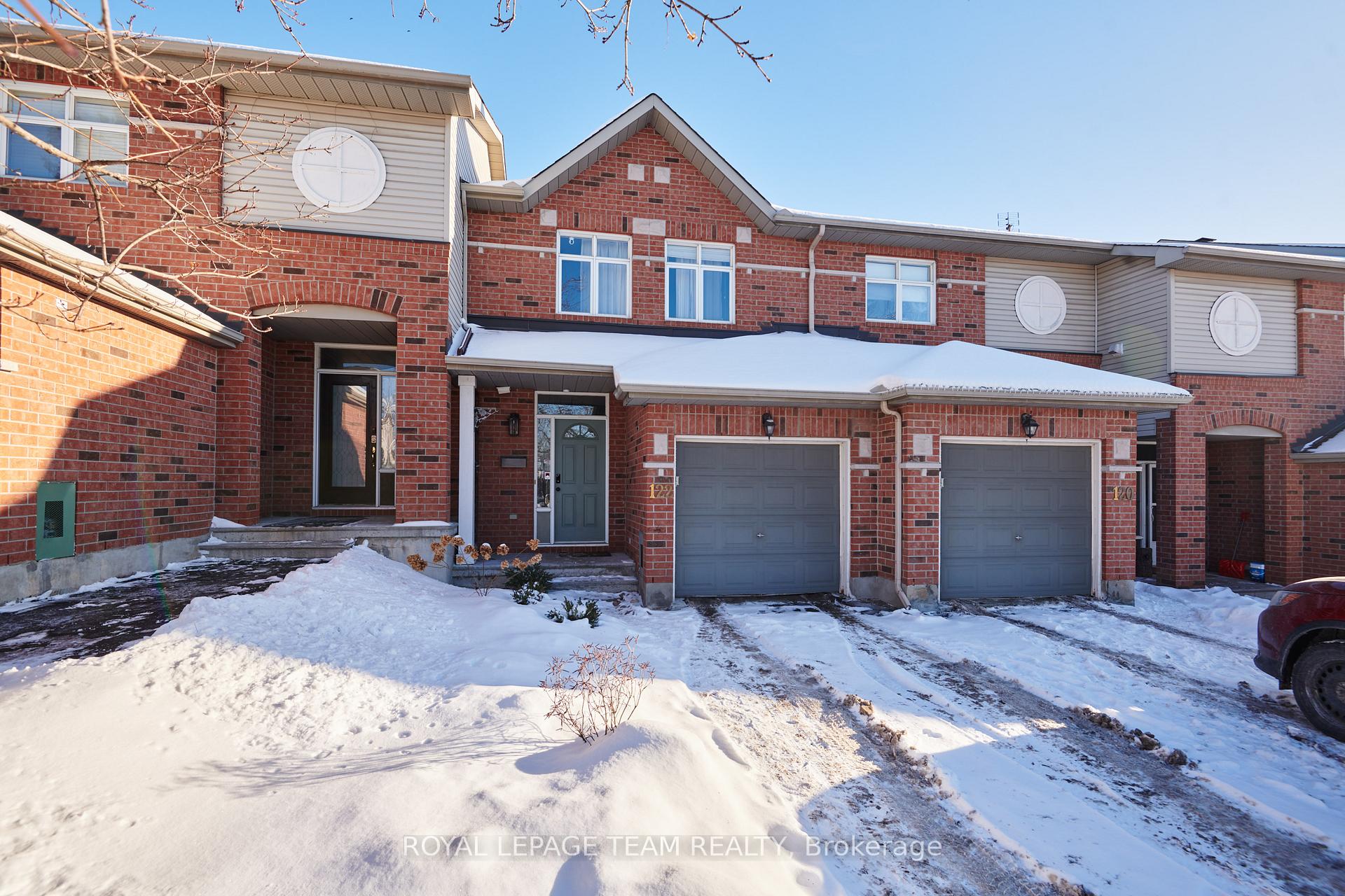 Photo 2 of 122 Kimberwick Crescent, Ottawa, Quinterra — HOMEH