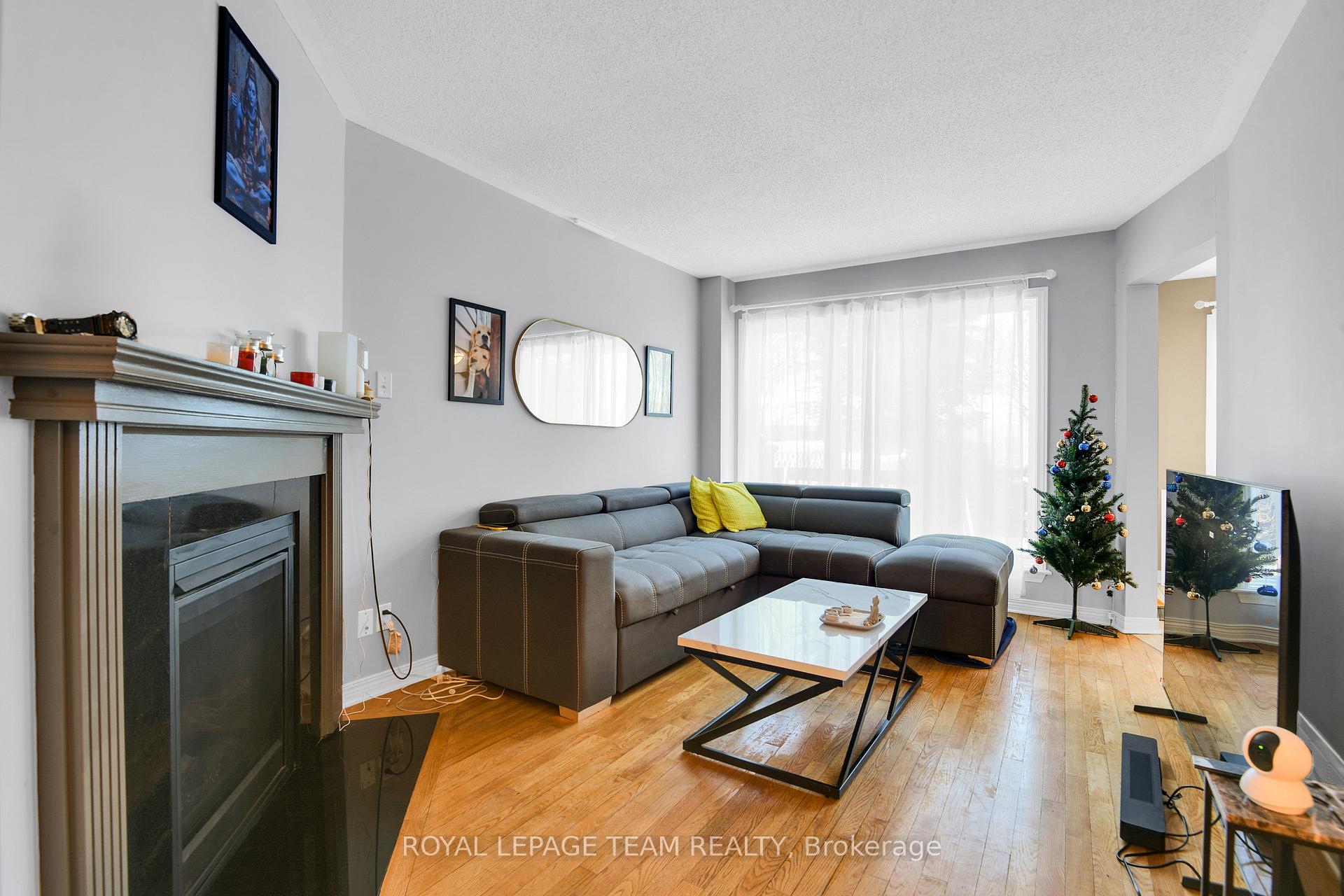 Photo 7 of 122 Kimberwick Crescent, Ottawa, Quinterra — HOMEH