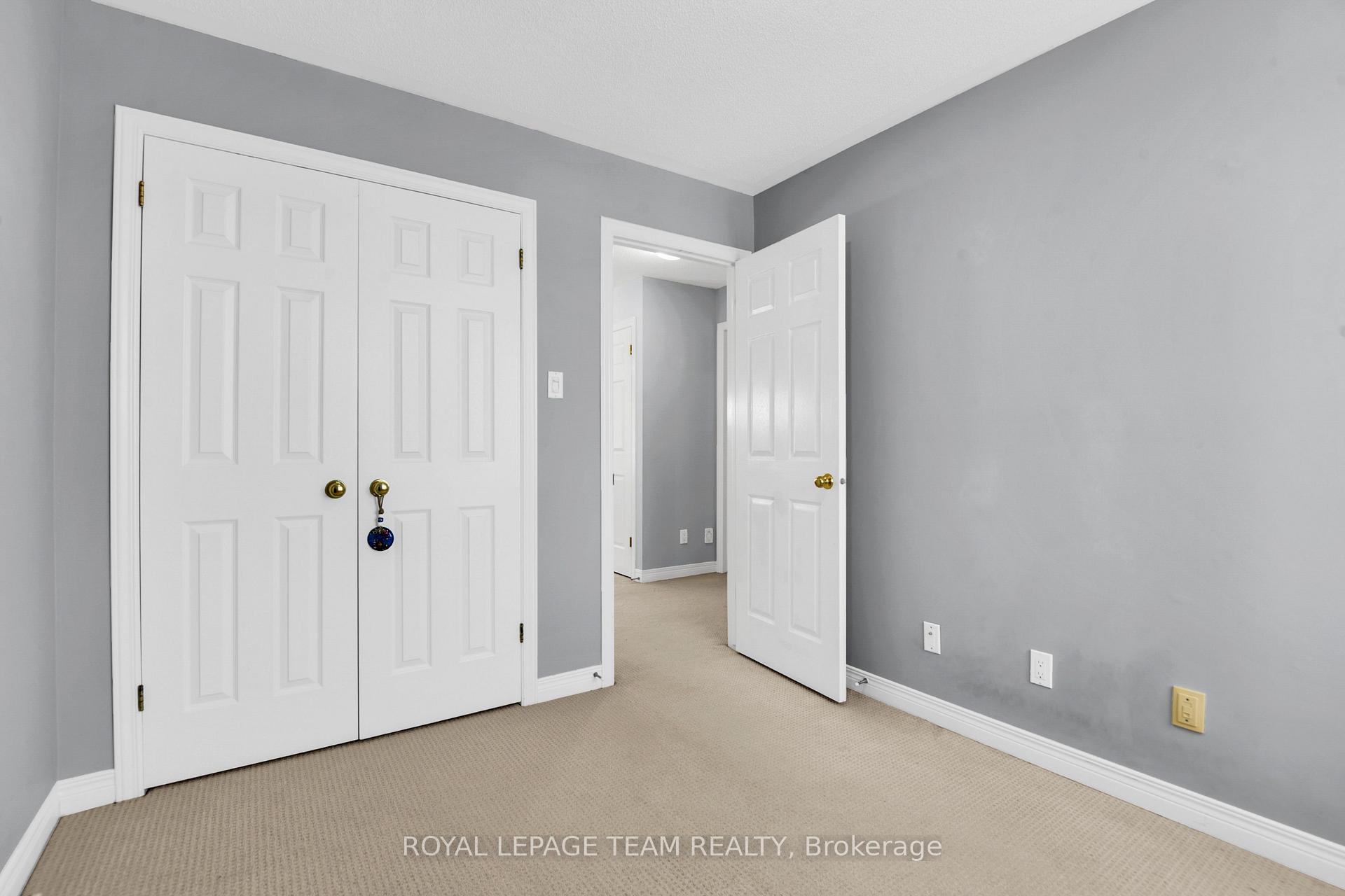 Photo 22 of 122 Kimberwick Crescent, Ottawa, Quinterra — HOMEH