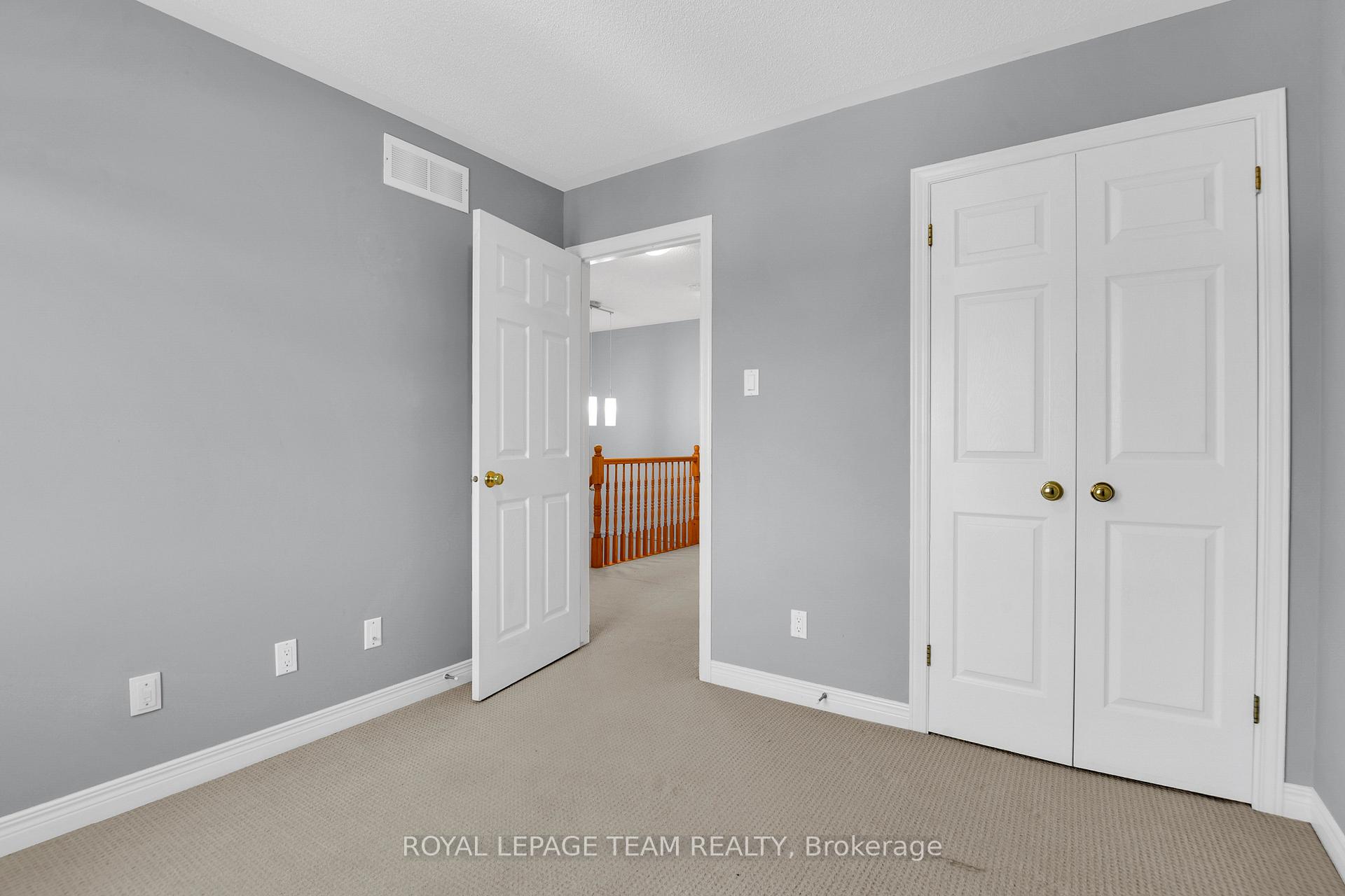 Photo 24 of 122 Kimberwick Crescent, Ottawa, Quinterra — HOMEH