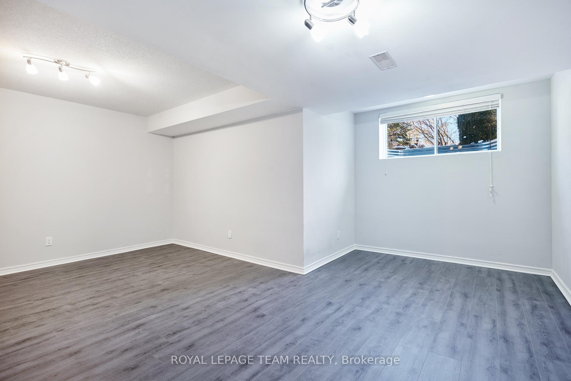 Photo 29 of 122 Kimberwick Crescent, Ottawa, Quinterra — HOMEH