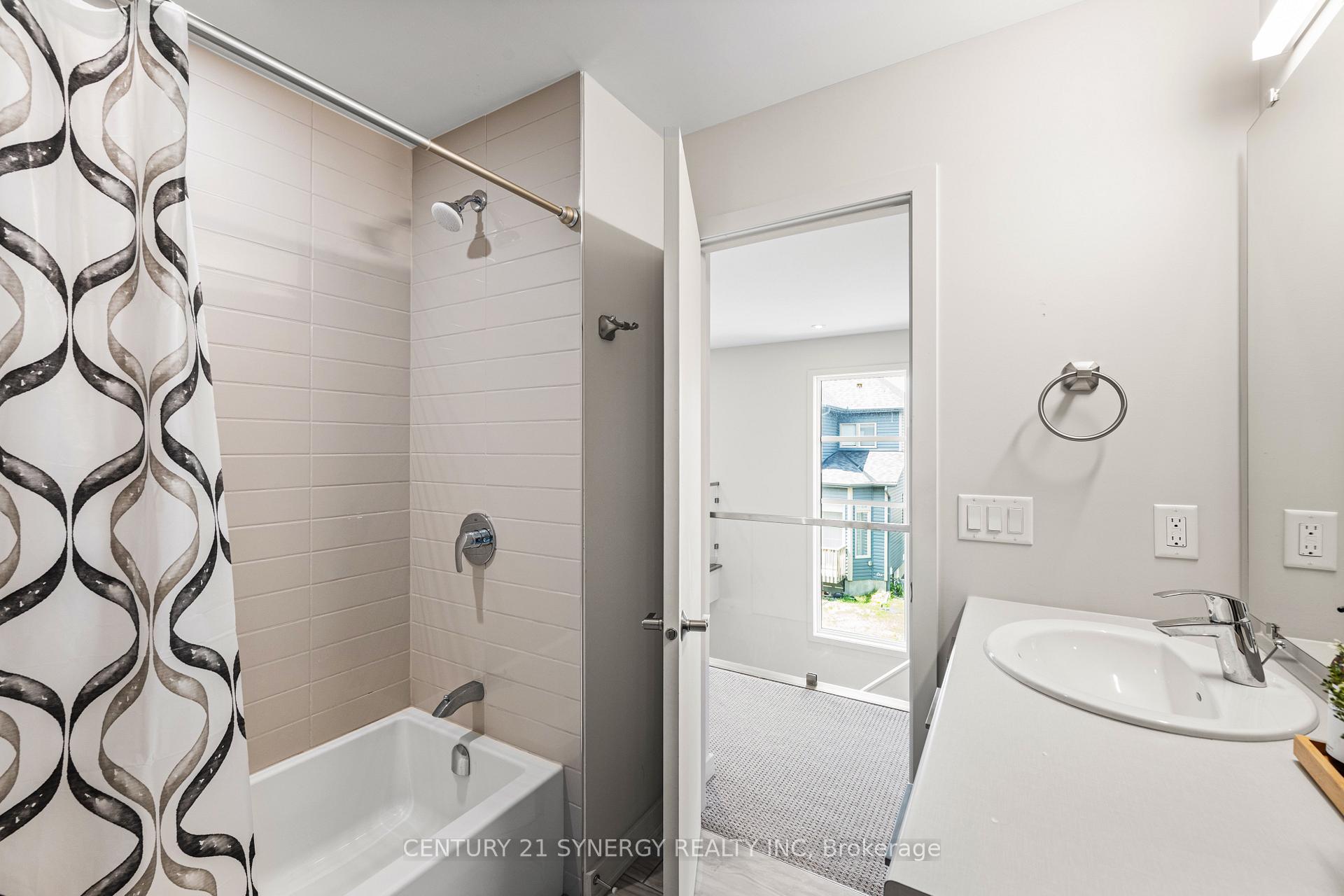 Photo 26 of 673 Odyssey Way, Ottawa, Leitrim — HOMEH
