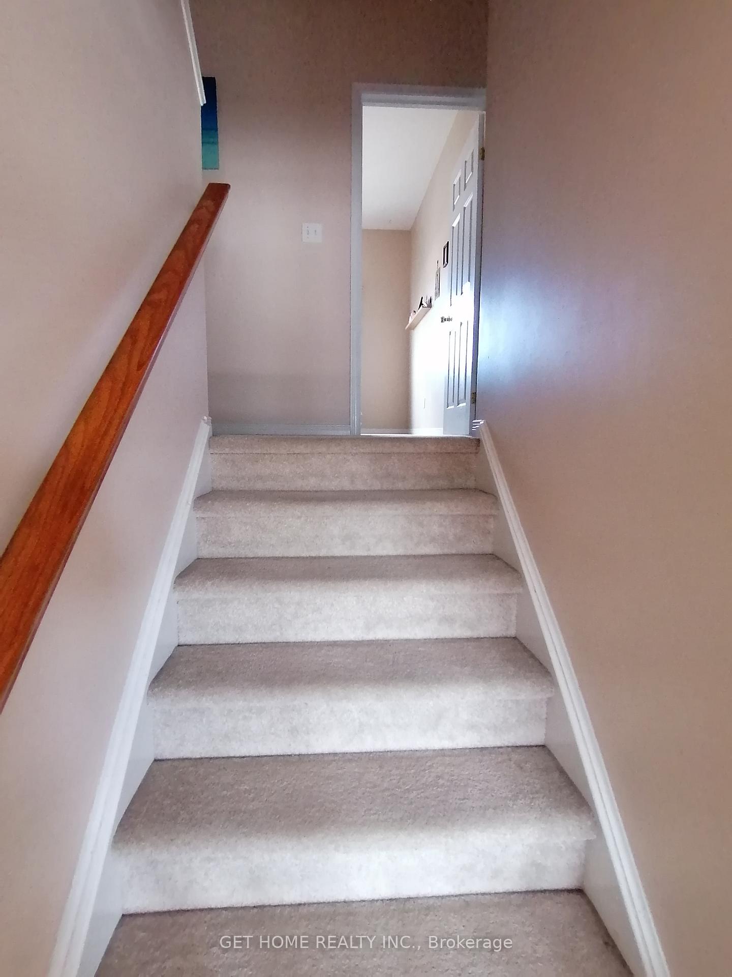 Photo 11 of 712 Activa Avenue, Kitchener — HOMEH