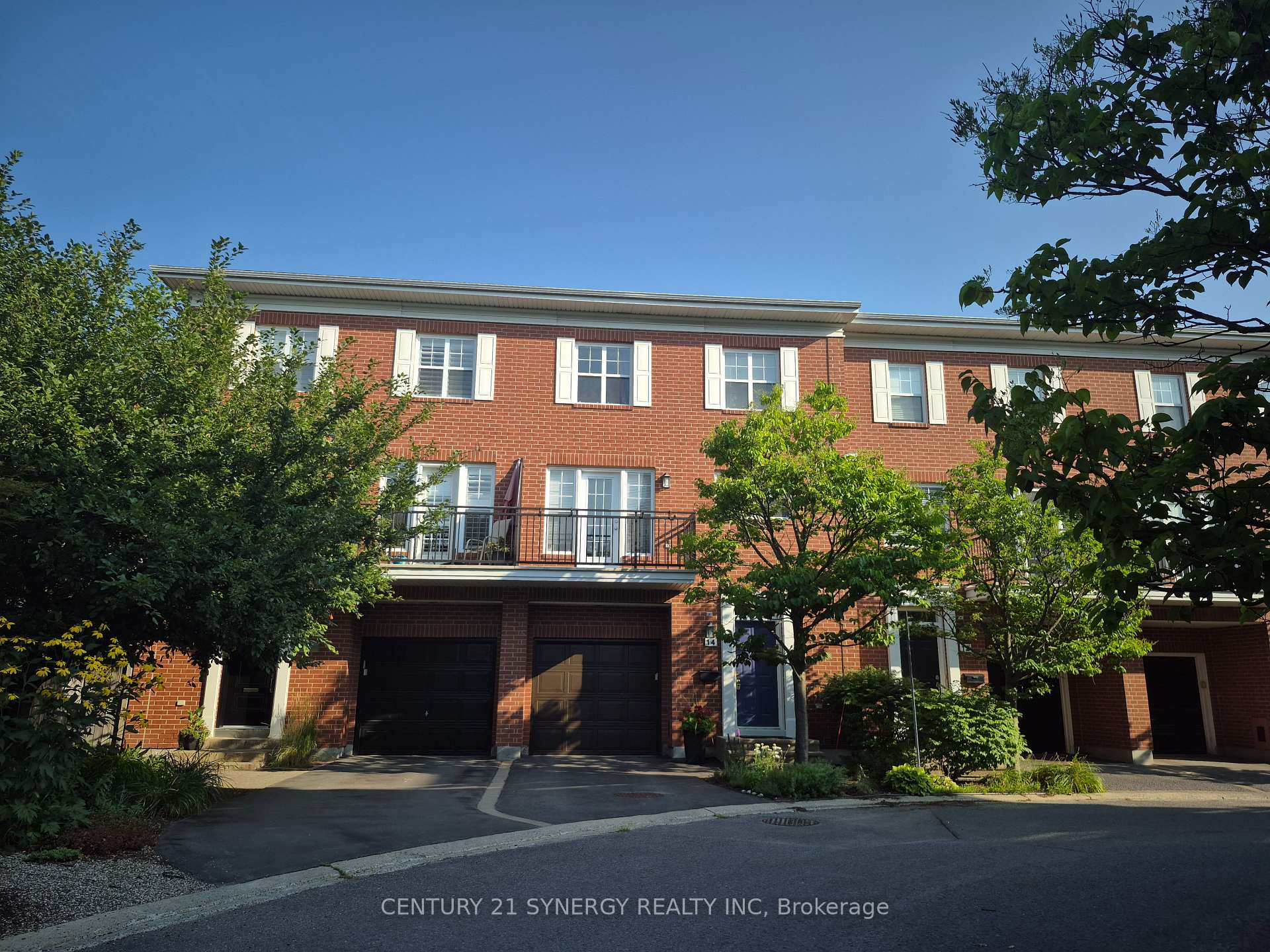 Photo 1 of 14 Kingsbridge Private, Ottawa, Manor Park — HOMEH