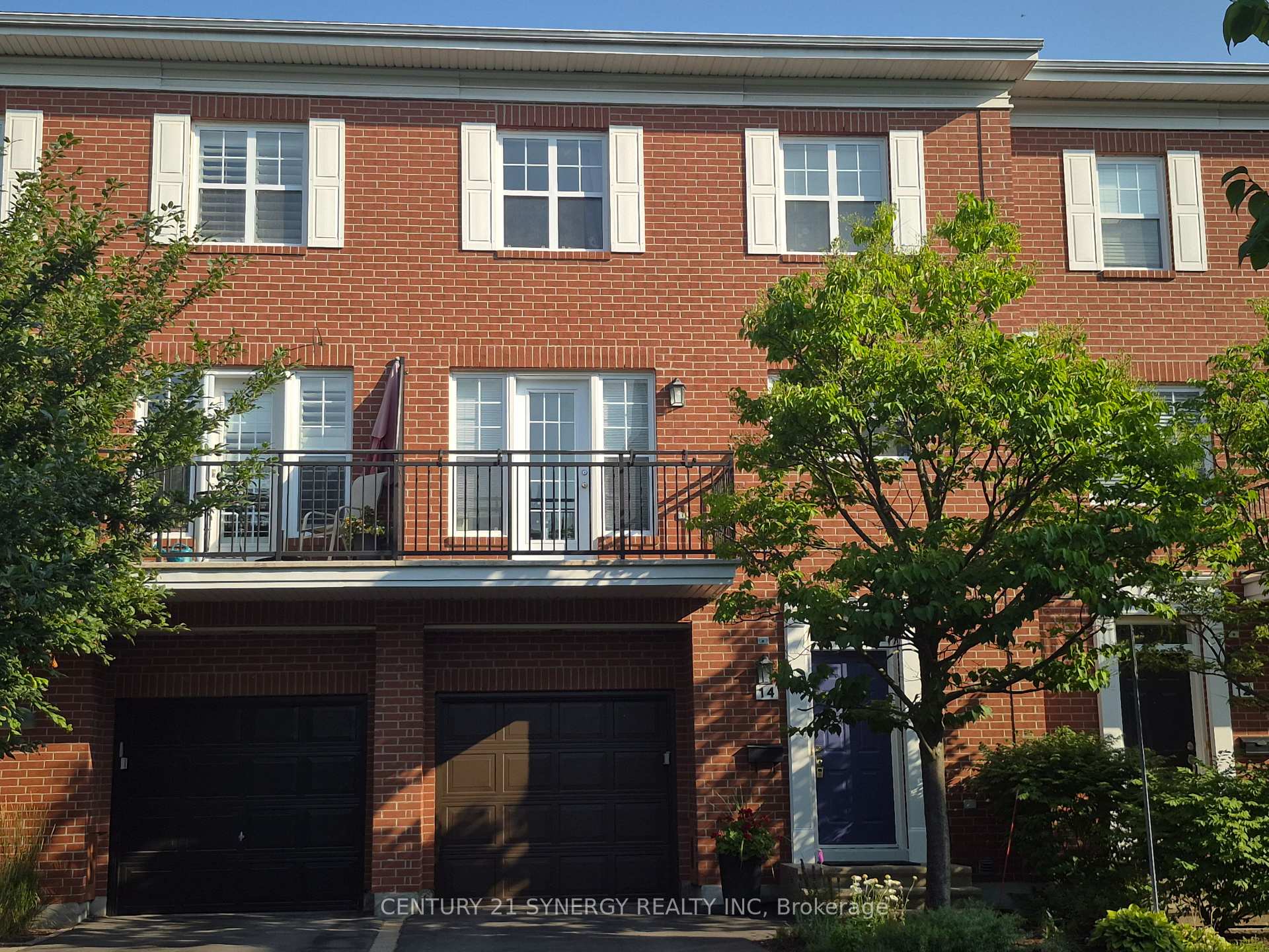 Photo 2 of 14 Kingsbridge Private, Ottawa, Manor Park — HOMEH