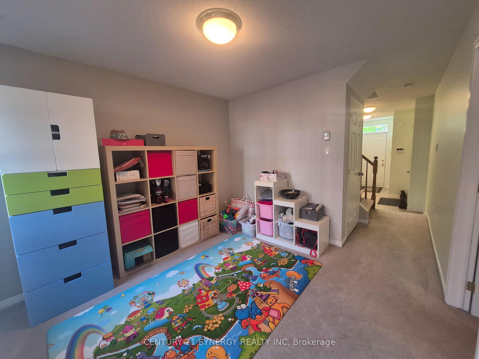 Photo 7 of 14 Kingsbridge Private, Ottawa, Manor Park — HOMEH