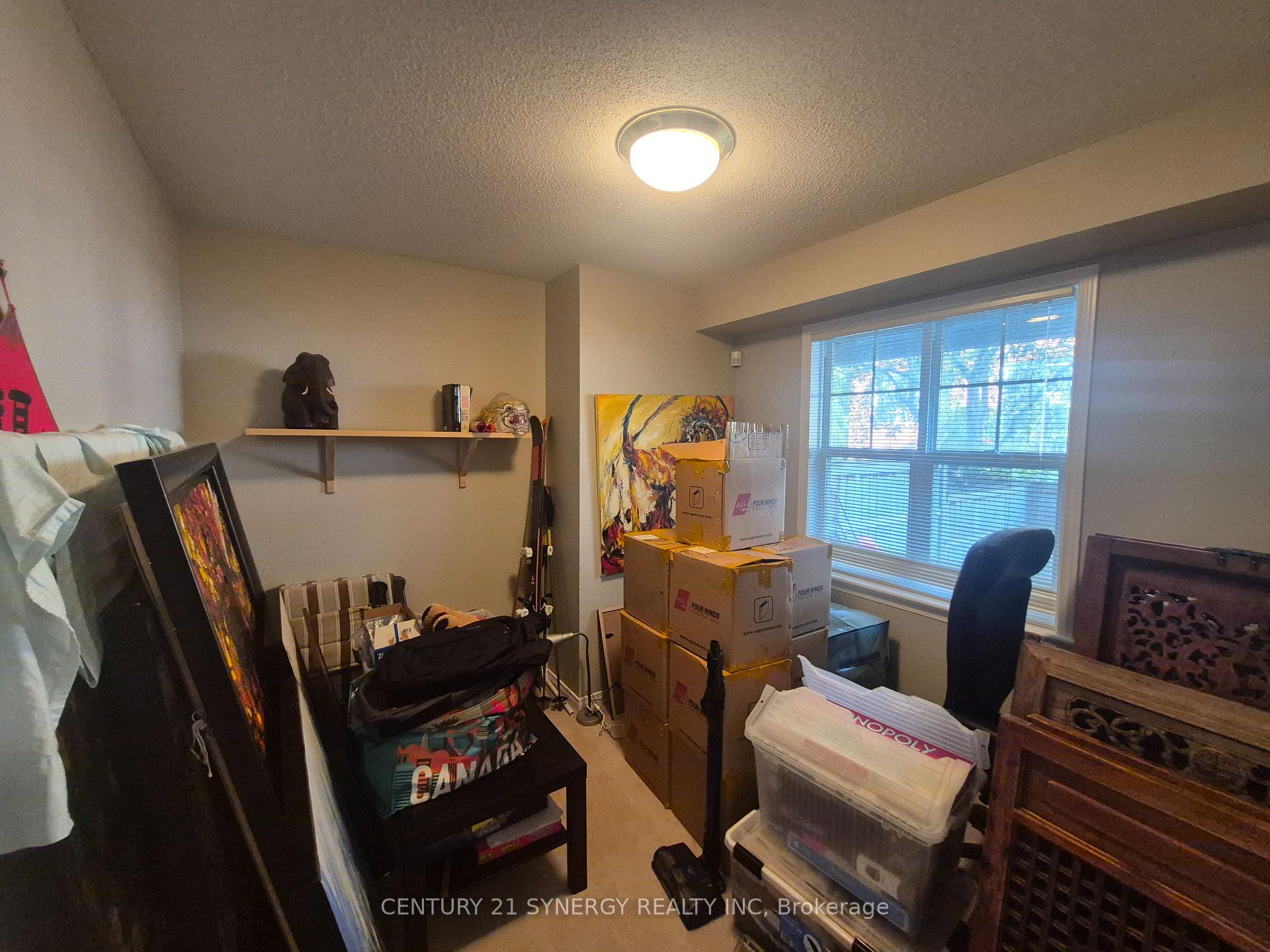 Photo 9 of 14 Kingsbridge Private, Ottawa, Manor Park — HOMEH