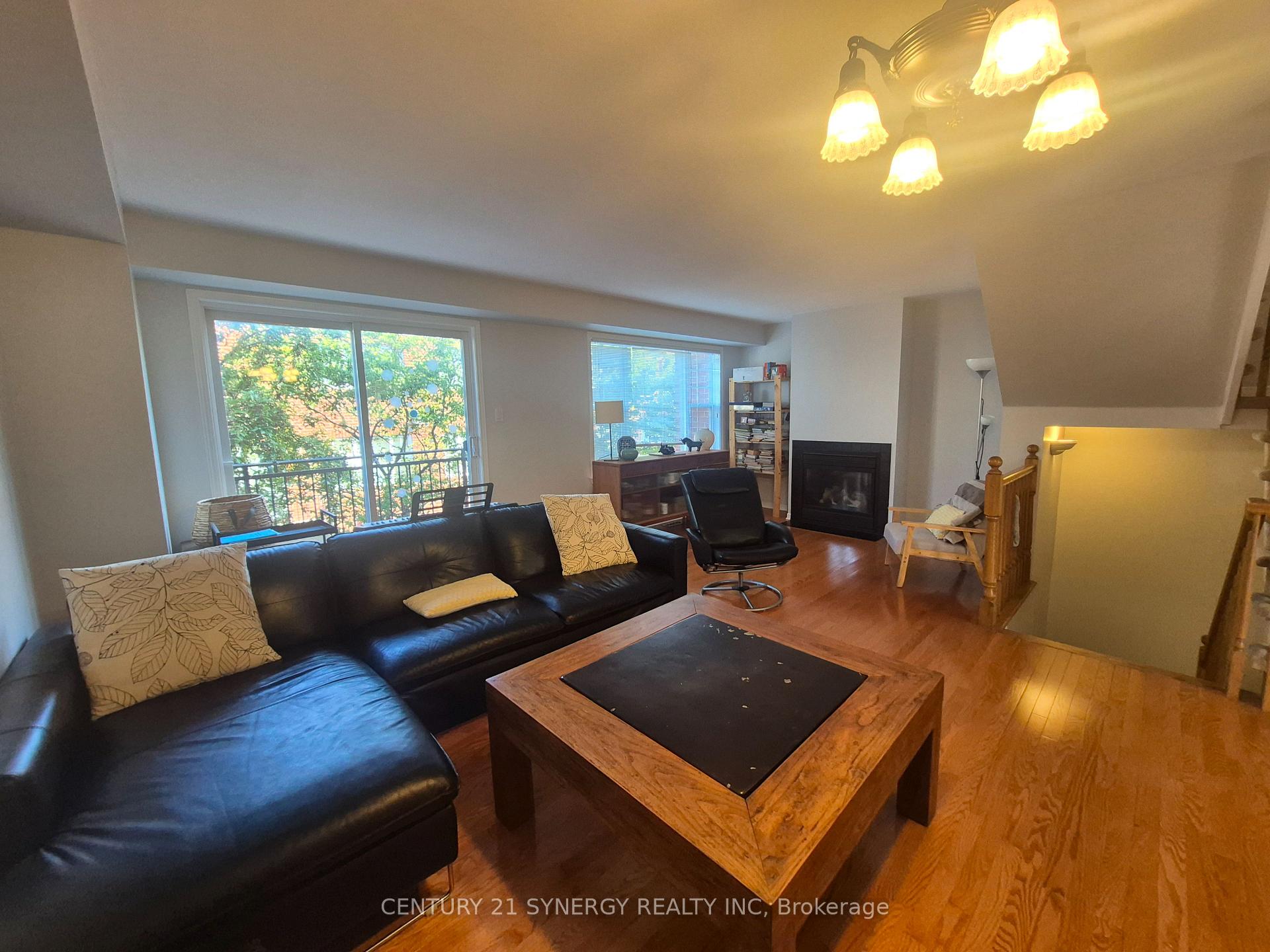 Photo 13 of 14 Kingsbridge Private, Ottawa, Manor Park — HOMEH