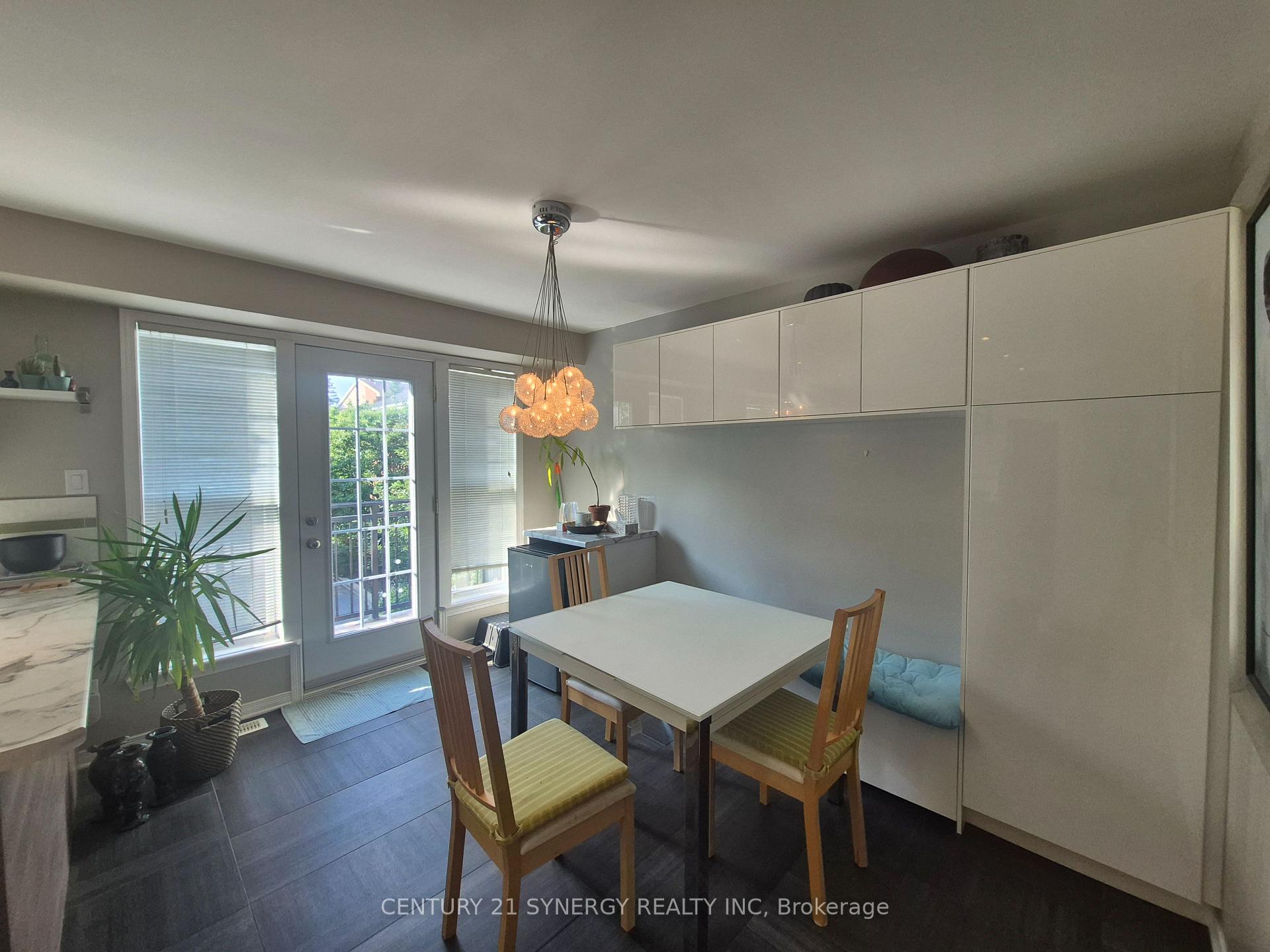 Photo 22 of 14 Kingsbridge Private, Ottawa, Manor Park — HOMEH