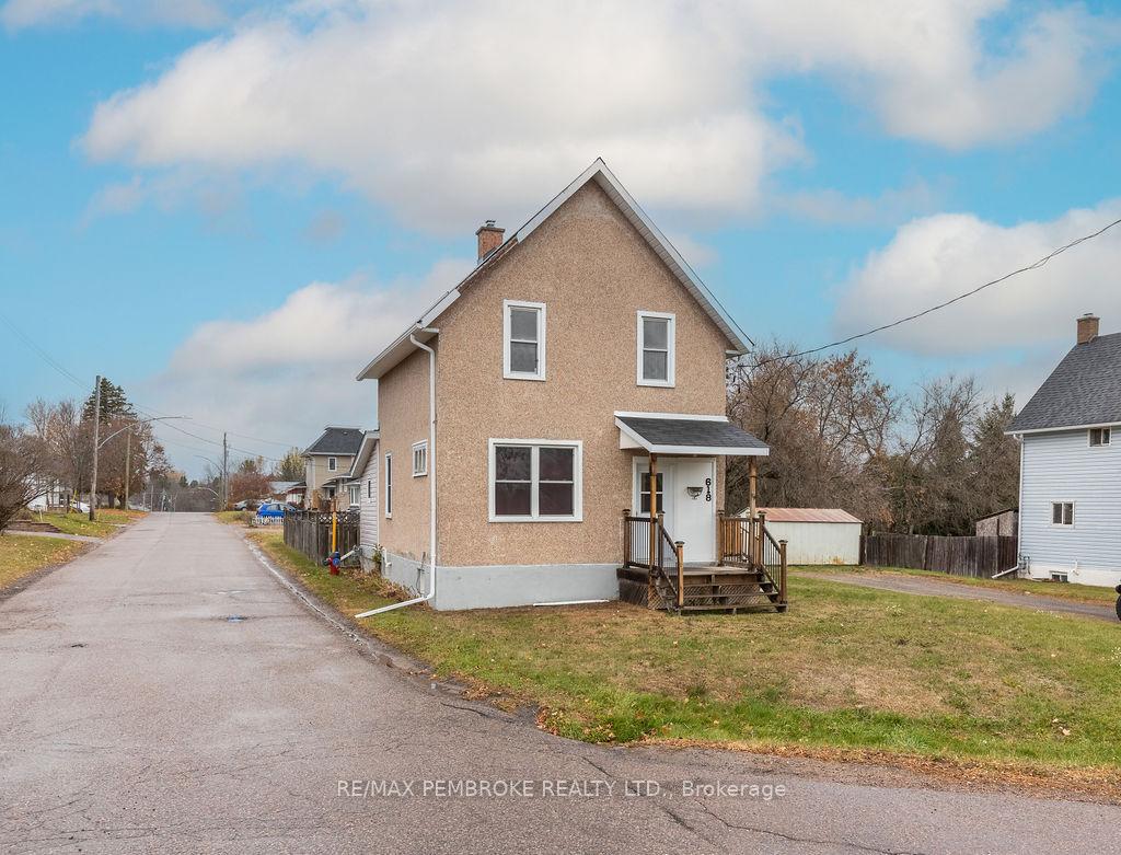 Photo 1 of 618 Elgin Street, Laurentian Valley — HOMEH