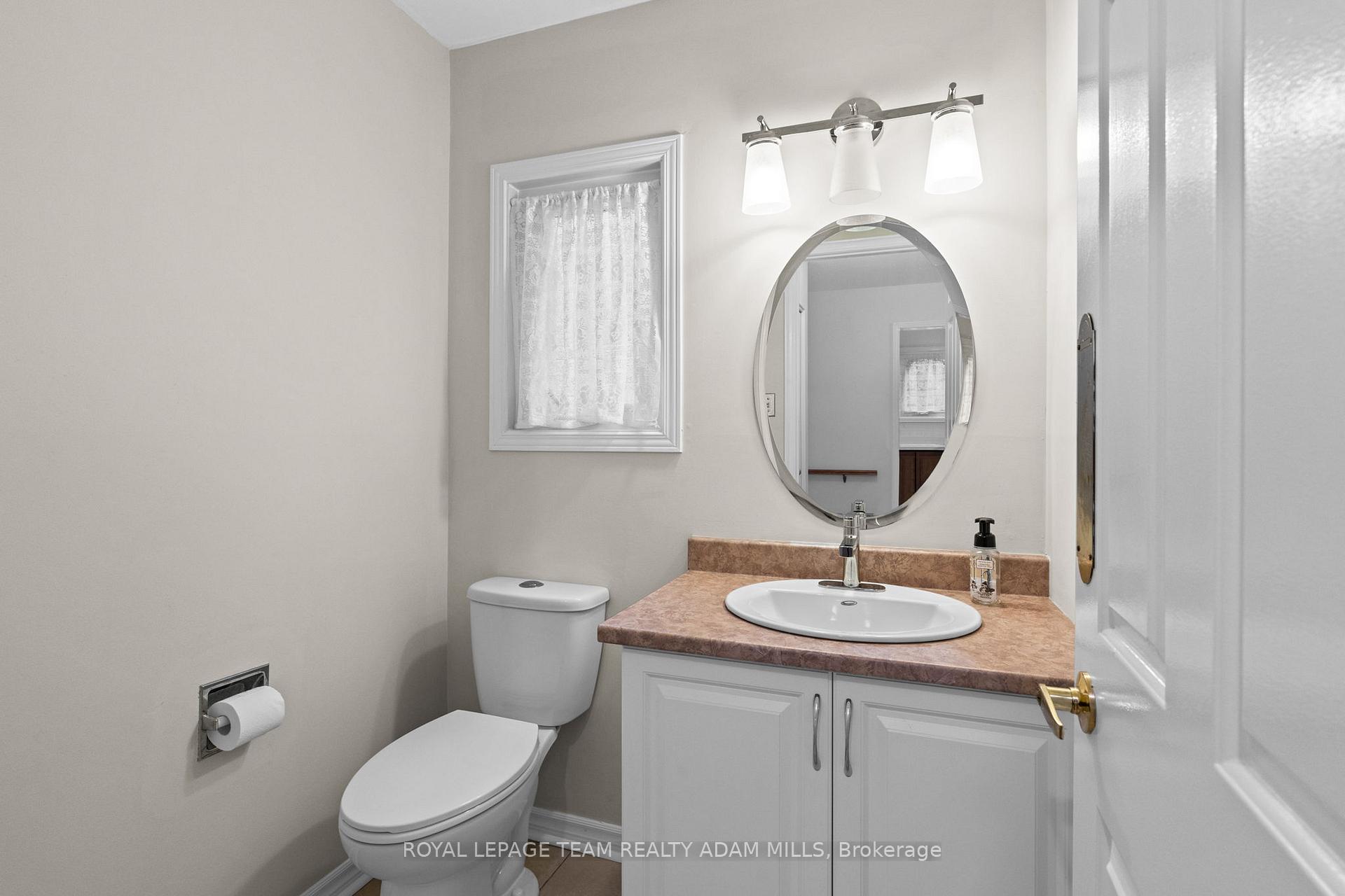 Photo 6 of 22 Fireside Crescent, Ottawa, Hunt Club Park/Greenboro — HOMEH
