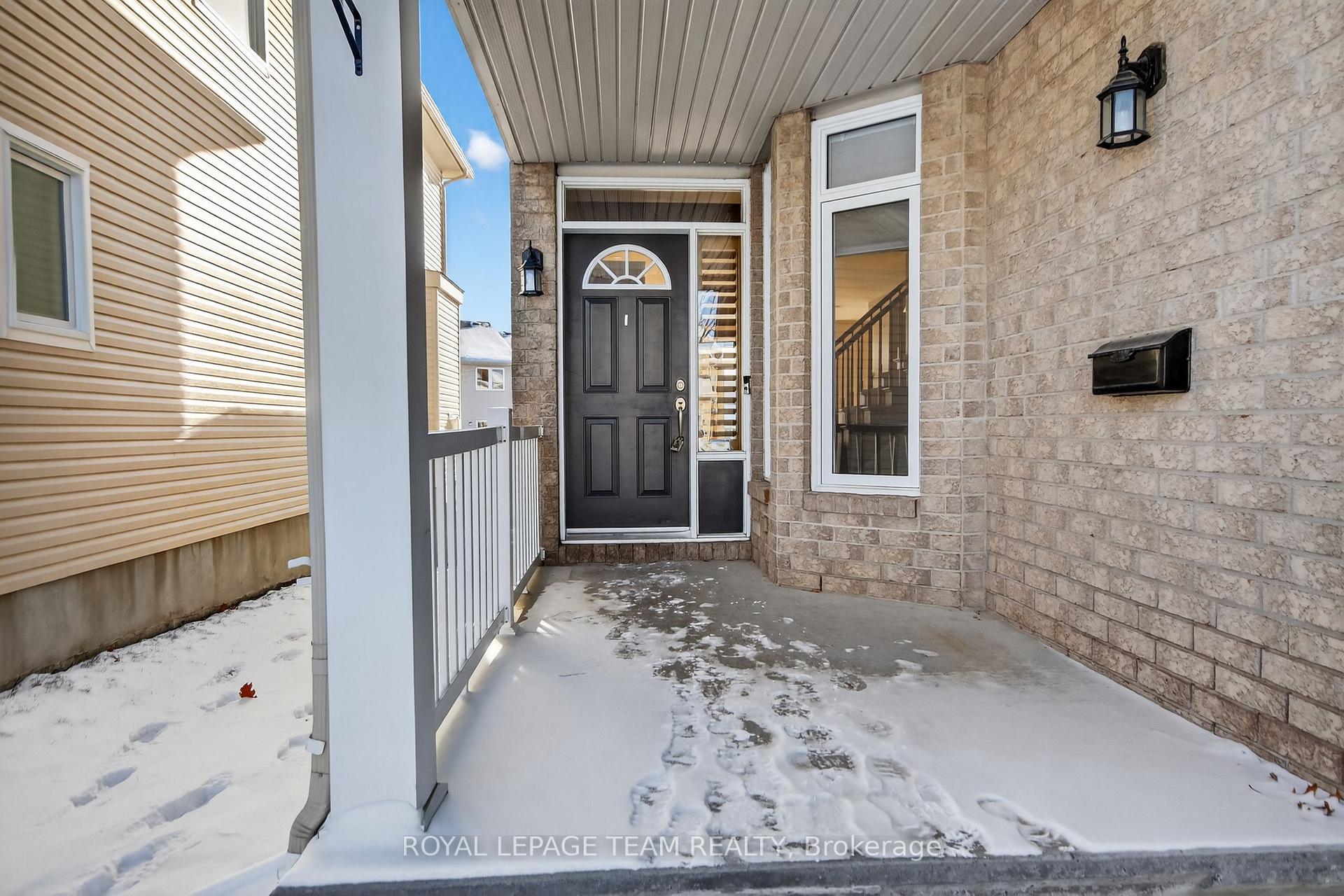 Photo 2 of 59 Polo Lane, Ottawa, Kanata - Emerald Meadows/Trailwest — HOMEH