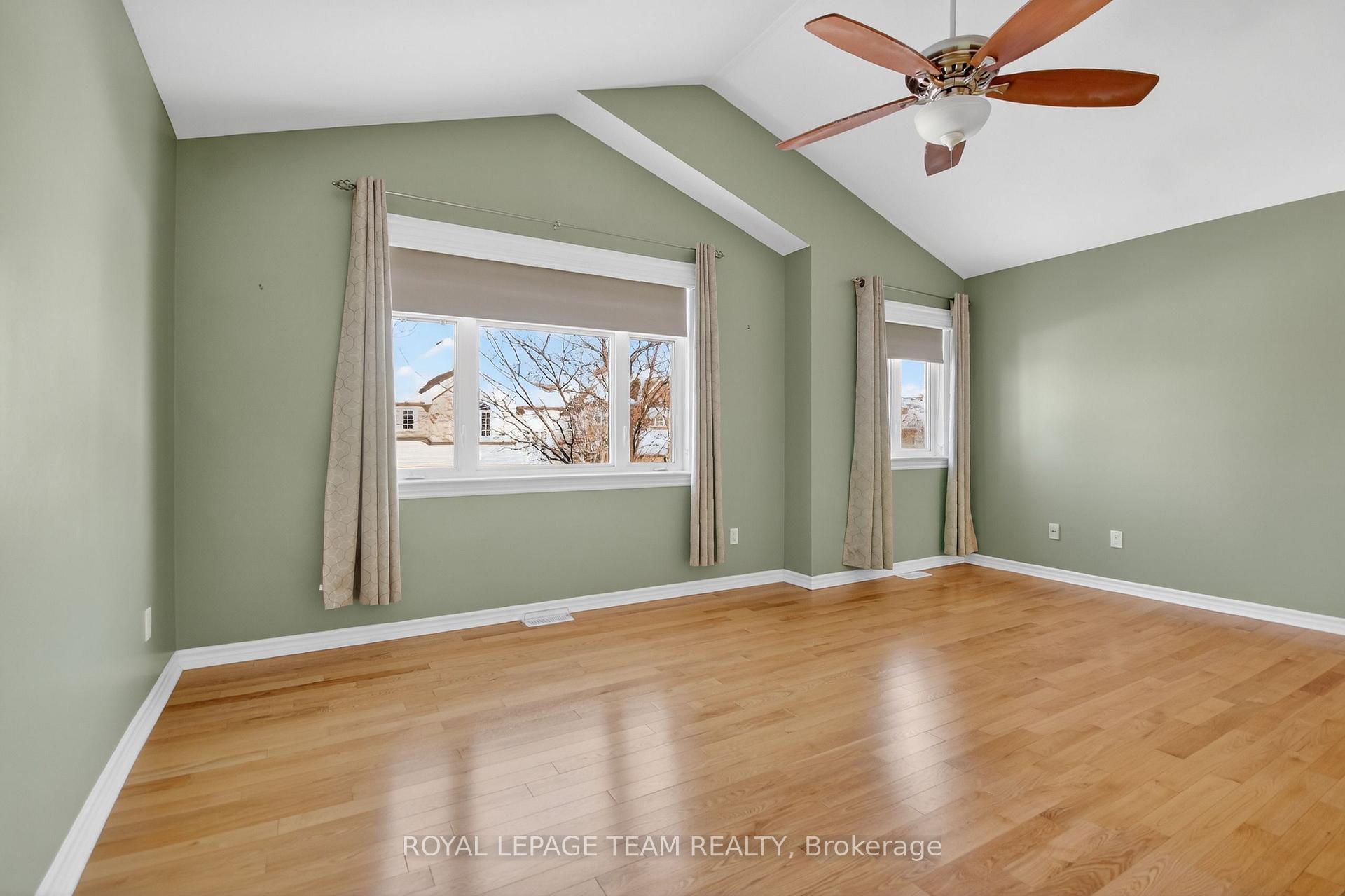 Photo 22 of 59 Polo Lane, Ottawa, Kanata - Emerald Meadows/Trailwest — HOMEH
