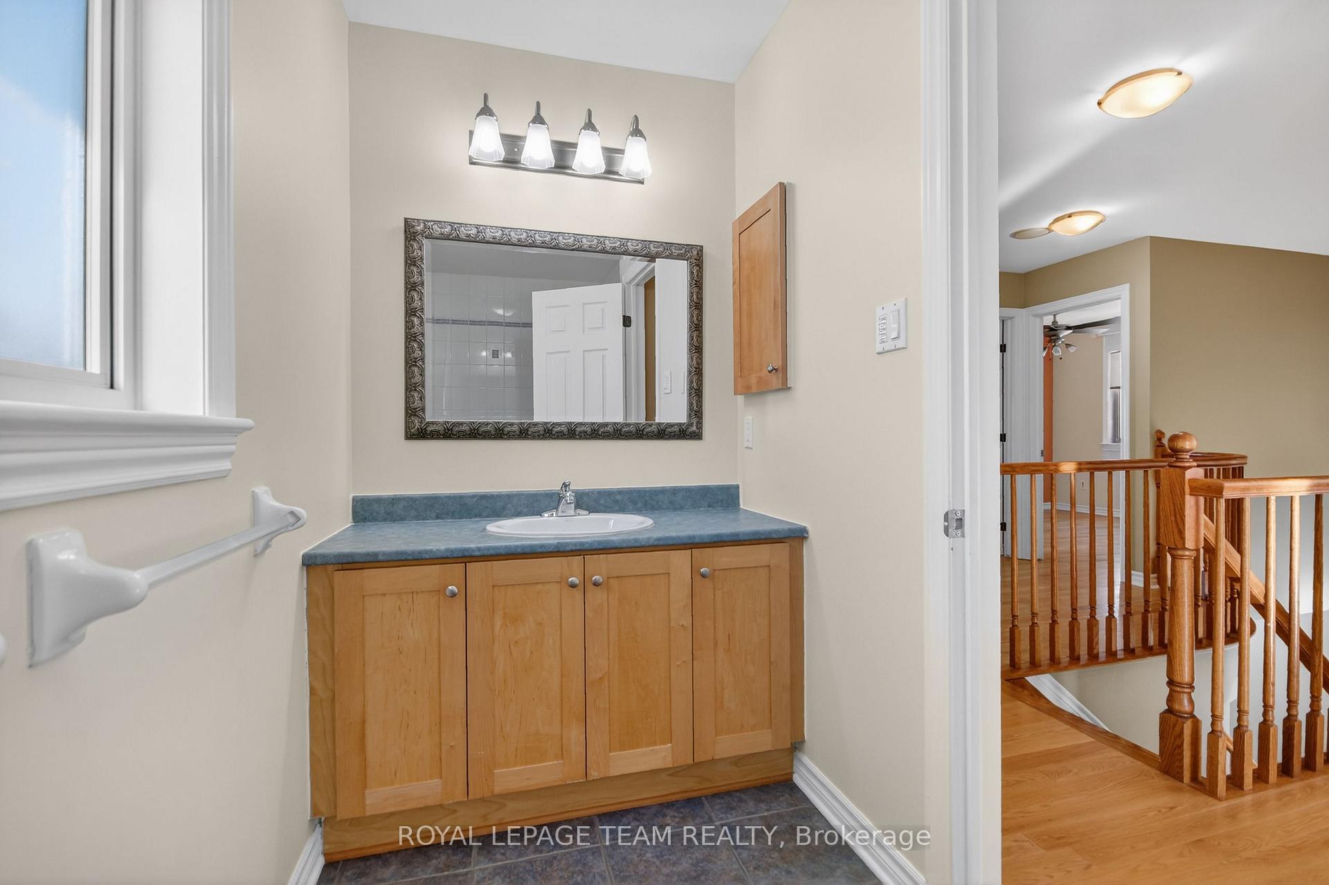 Photo 30 of 59 Polo Lane, Ottawa, Kanata - Emerald Meadows/Trailwest — HOMEH