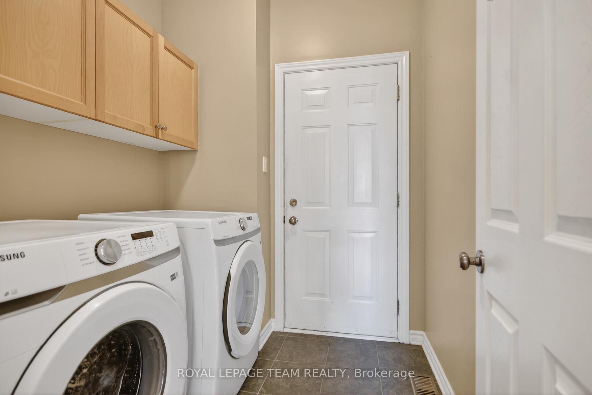 Photo 36 of 59 Polo Lane, Ottawa, Kanata - Emerald Meadows/Trailwest — HOMEH